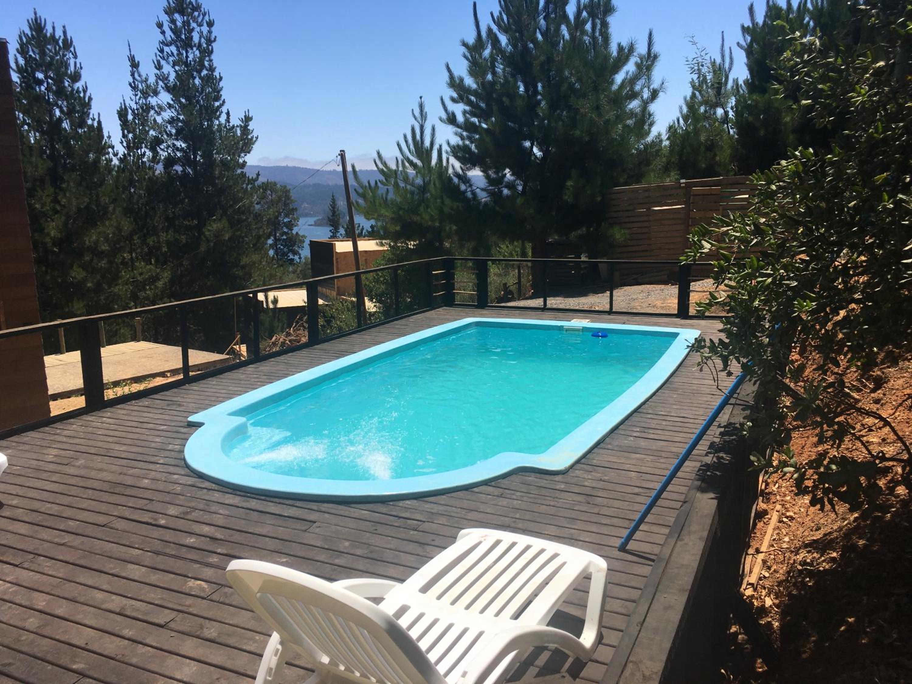Acuarela minicasas con piscina en Lago Vichuquen