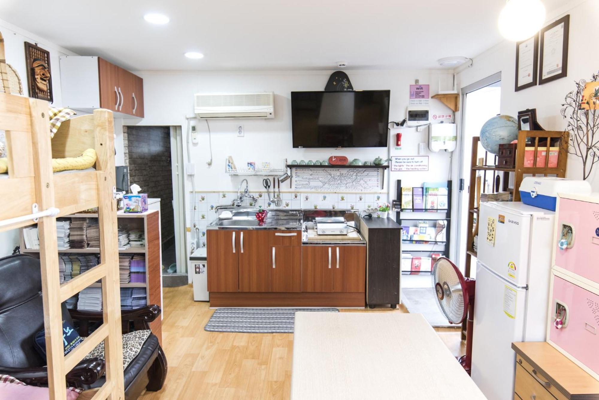 Photo Park Guesthouse