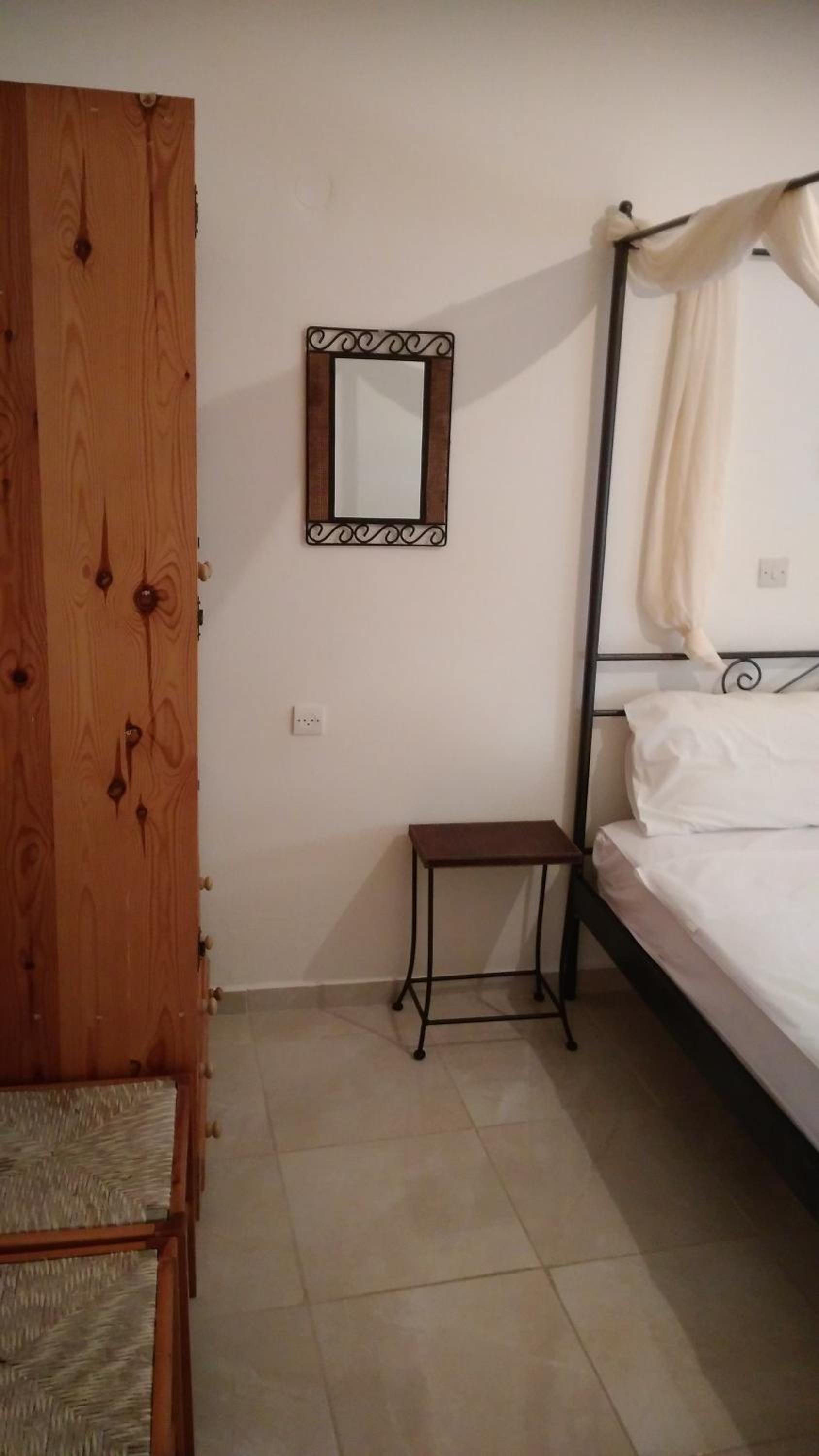 Mina Apartments