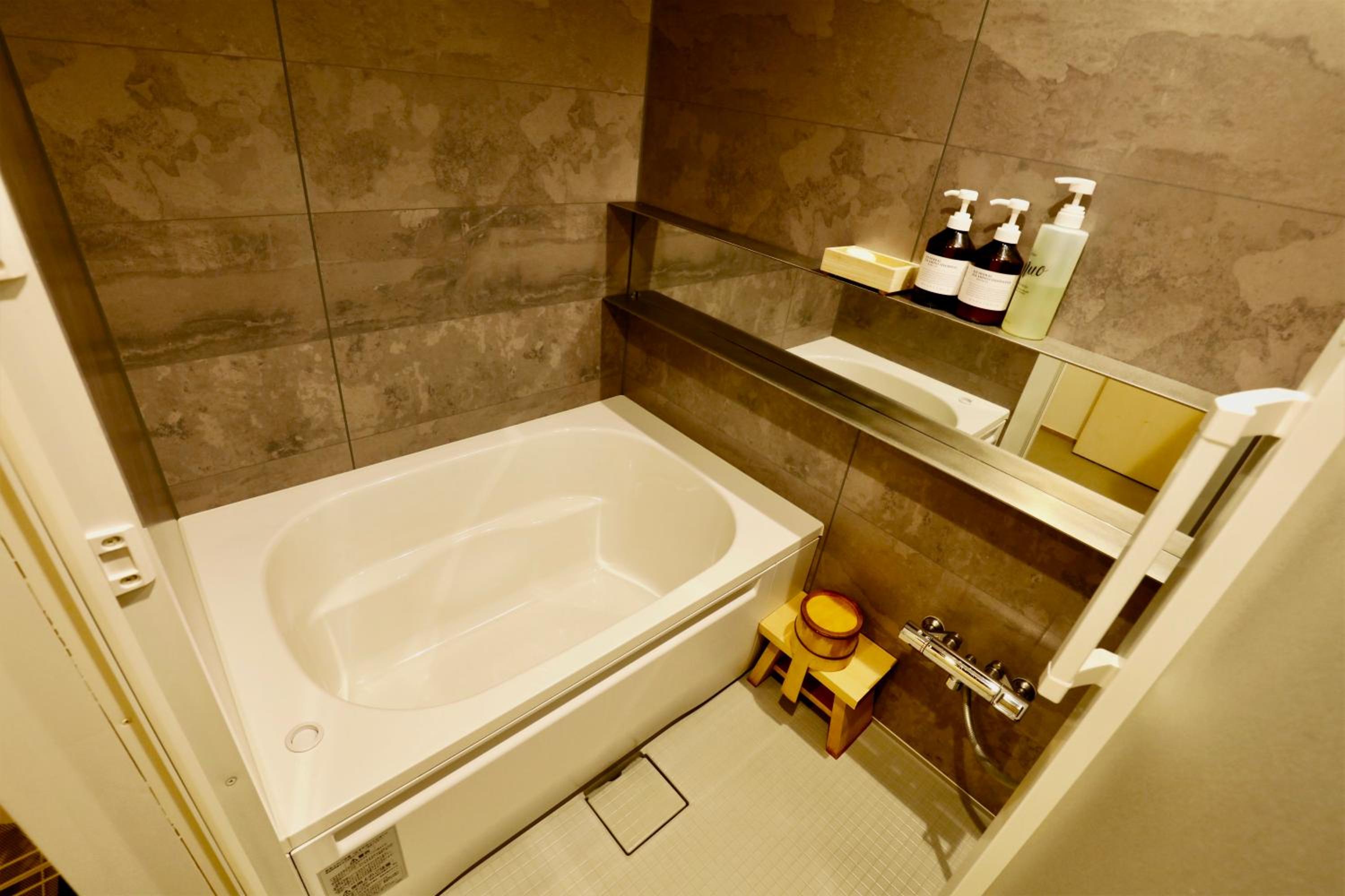 AET & o3 HOTEL