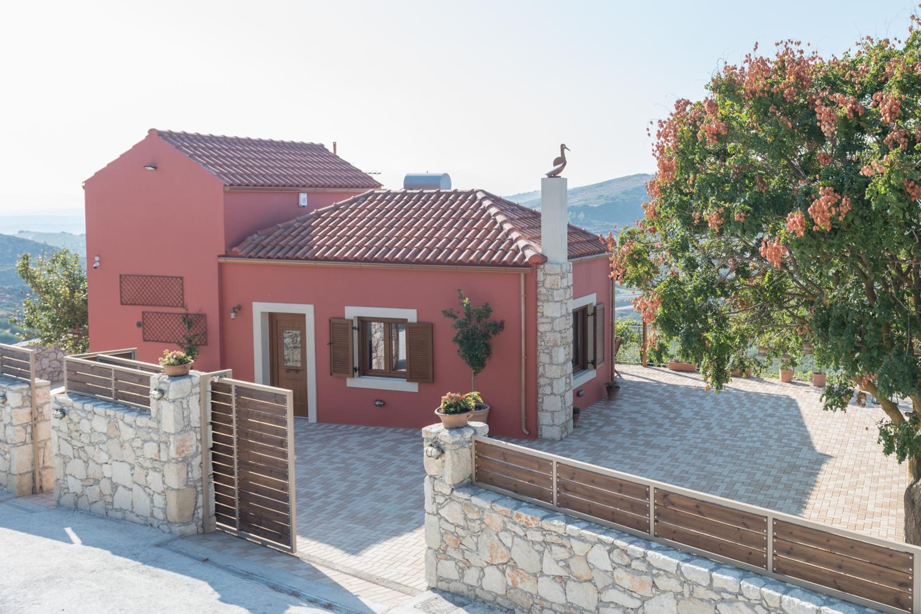 ONOMY Country House Vathypetro