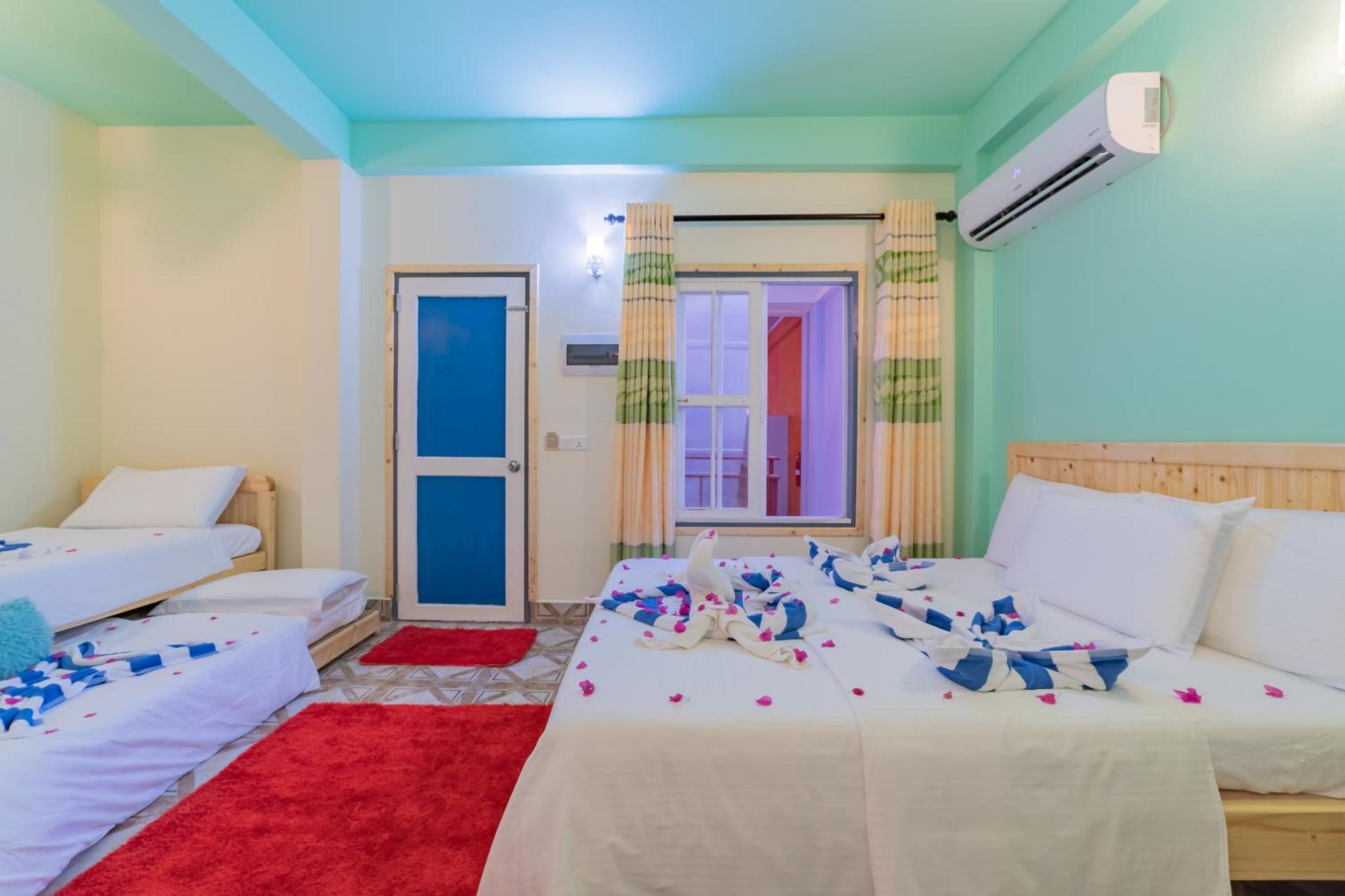 Olhumathi View Inn