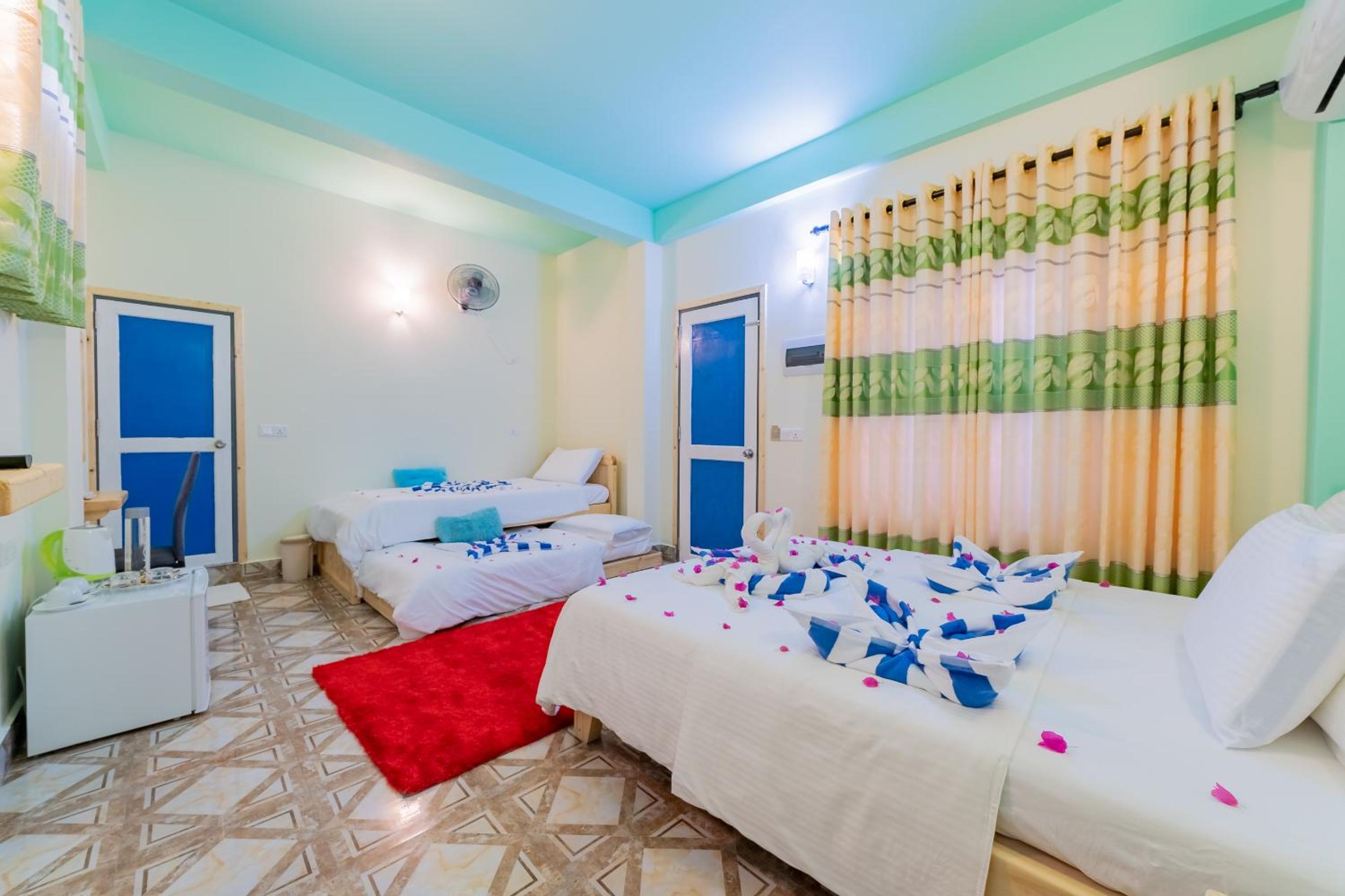 Olhumathi View Inn