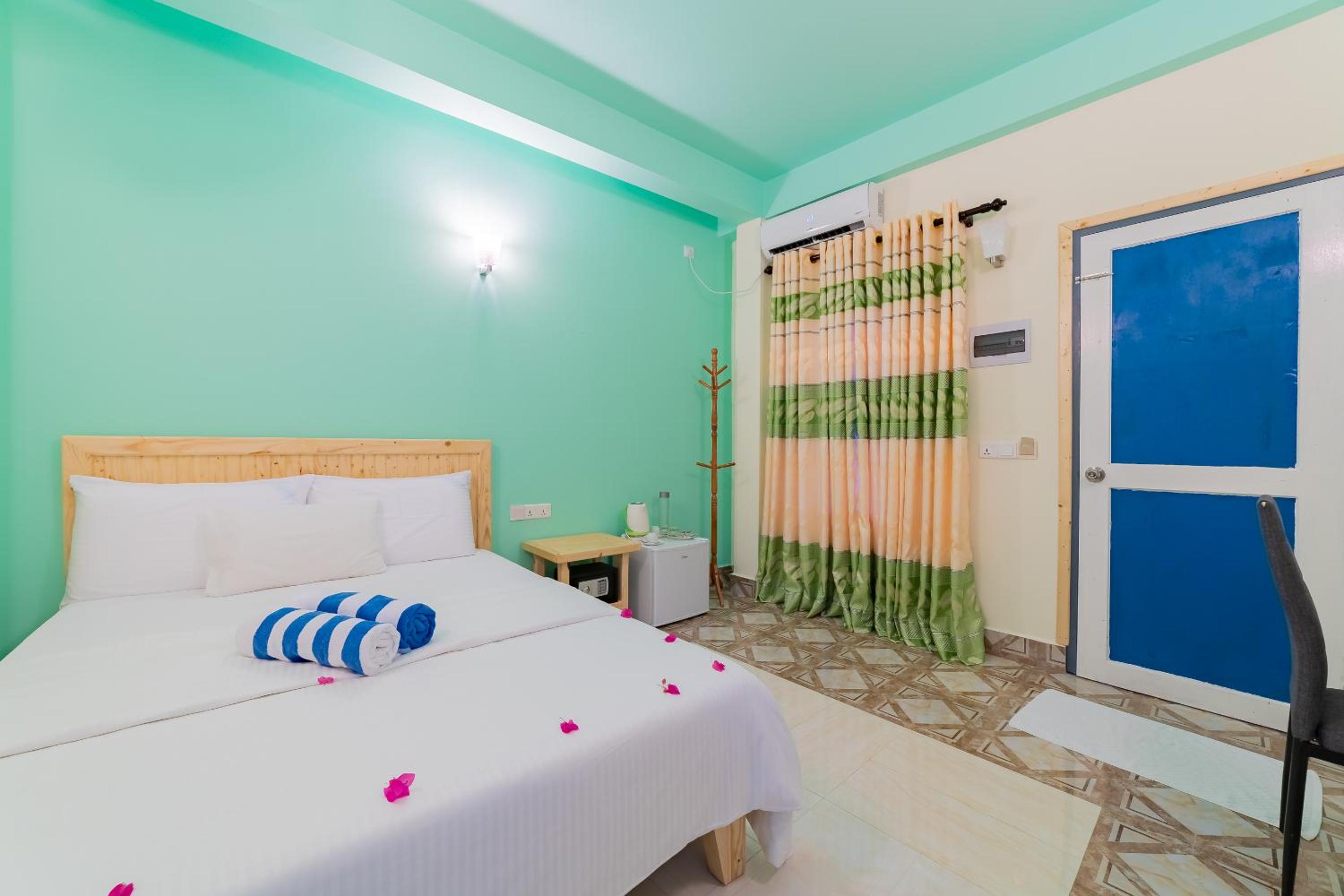 Olhumathi View Inn