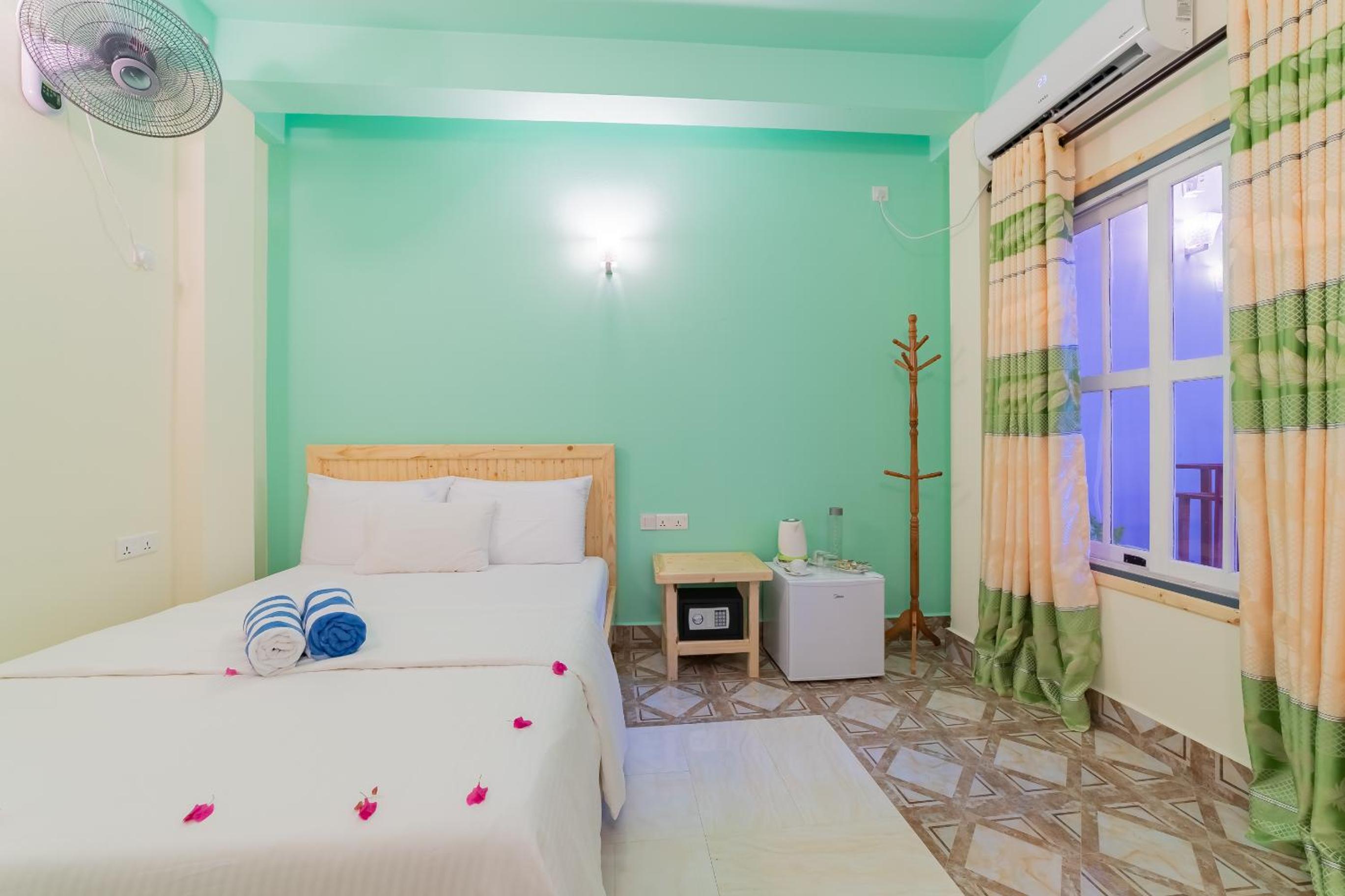 Olhumathi View Inn
