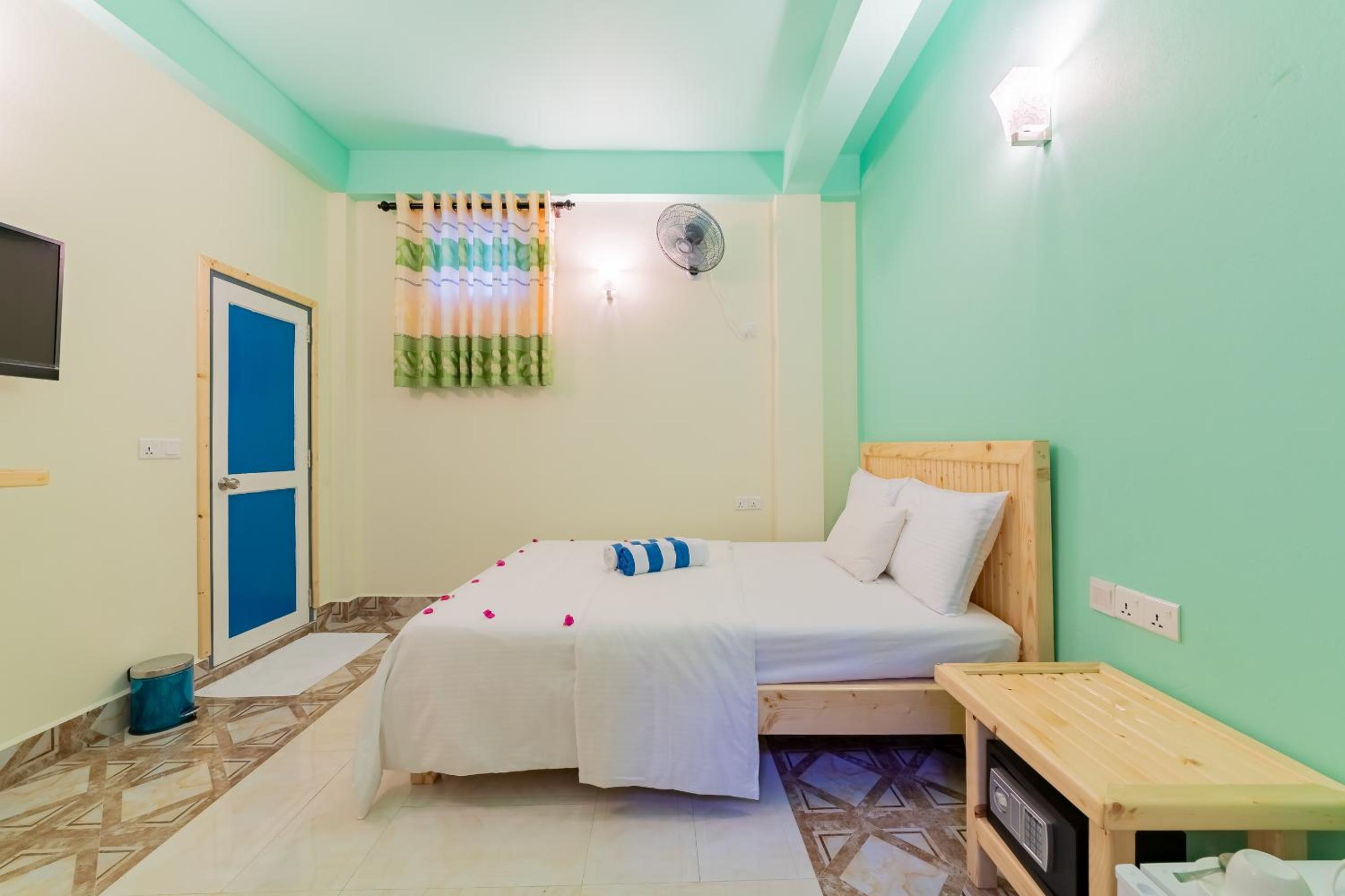 Olhumathi View Inn