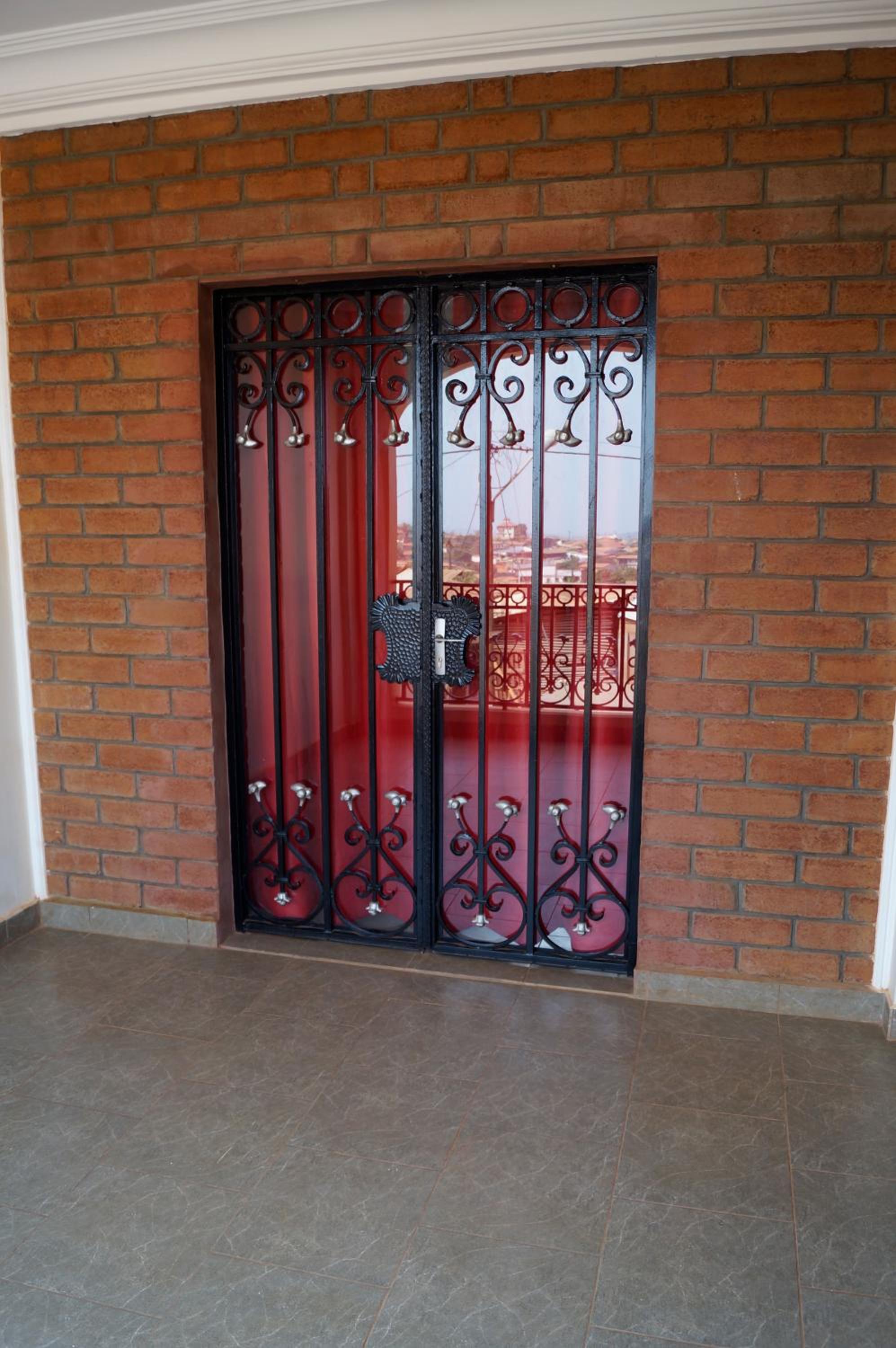 Résidence VICYMA 2 P tout confort Bafoussam centre