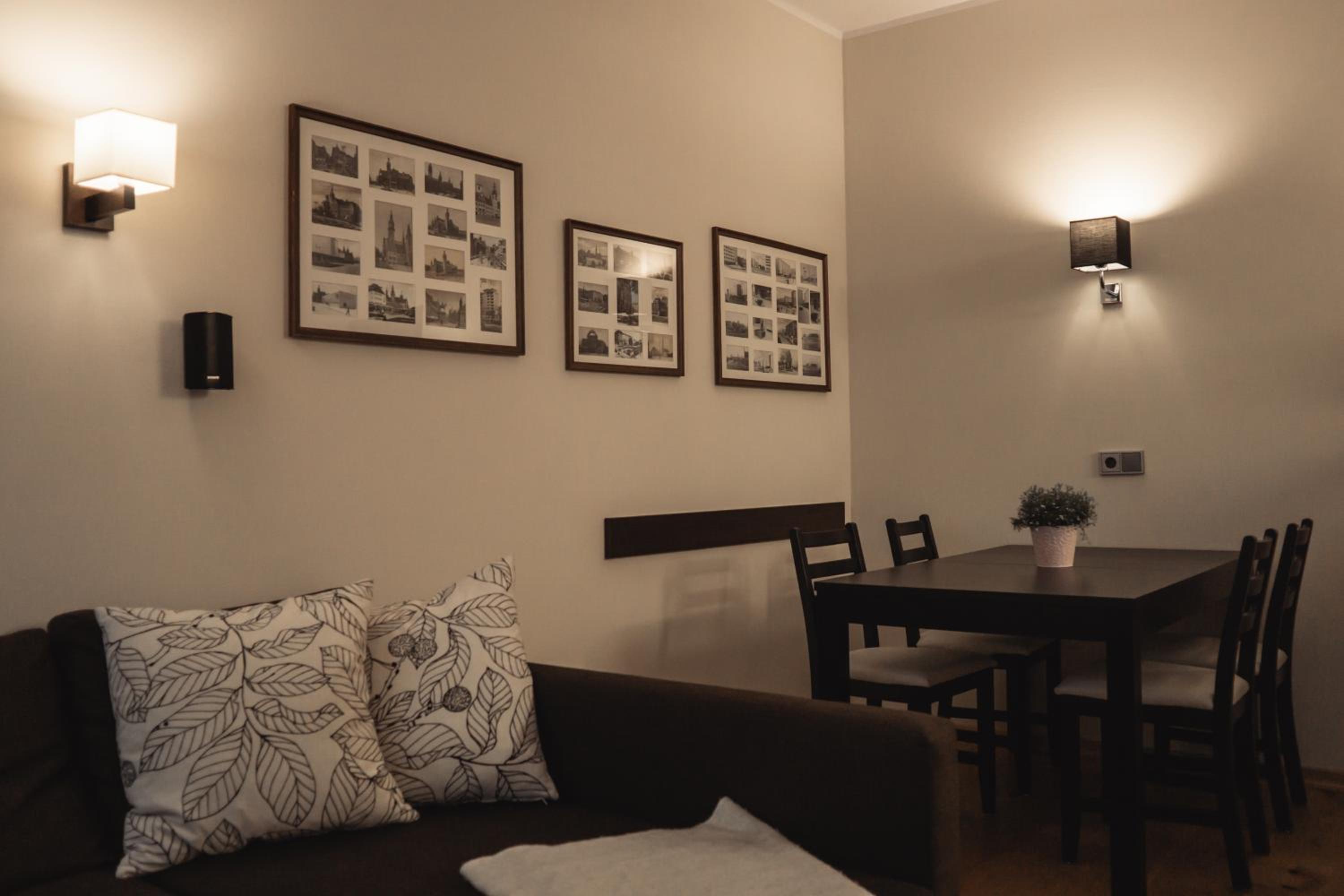 athome IHR Apartment view 5
