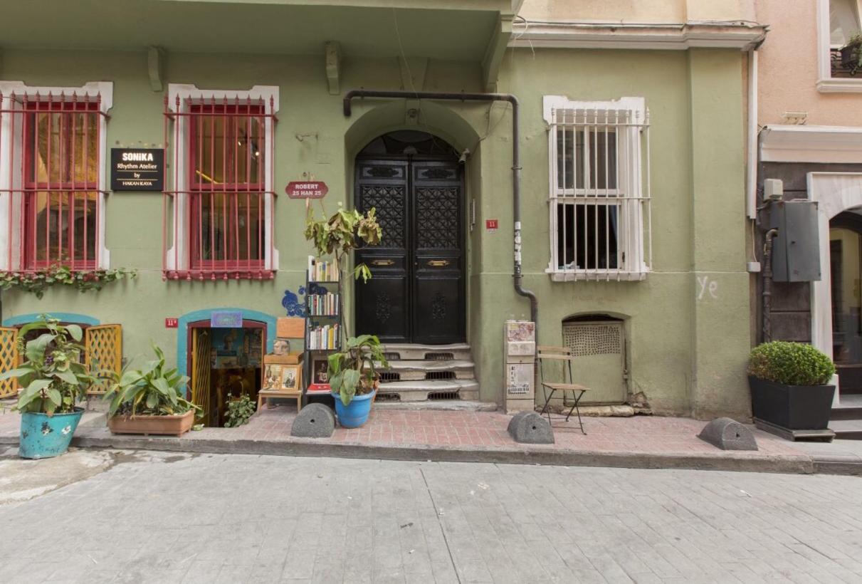 Ganbaru Tours - Flats in Galata
