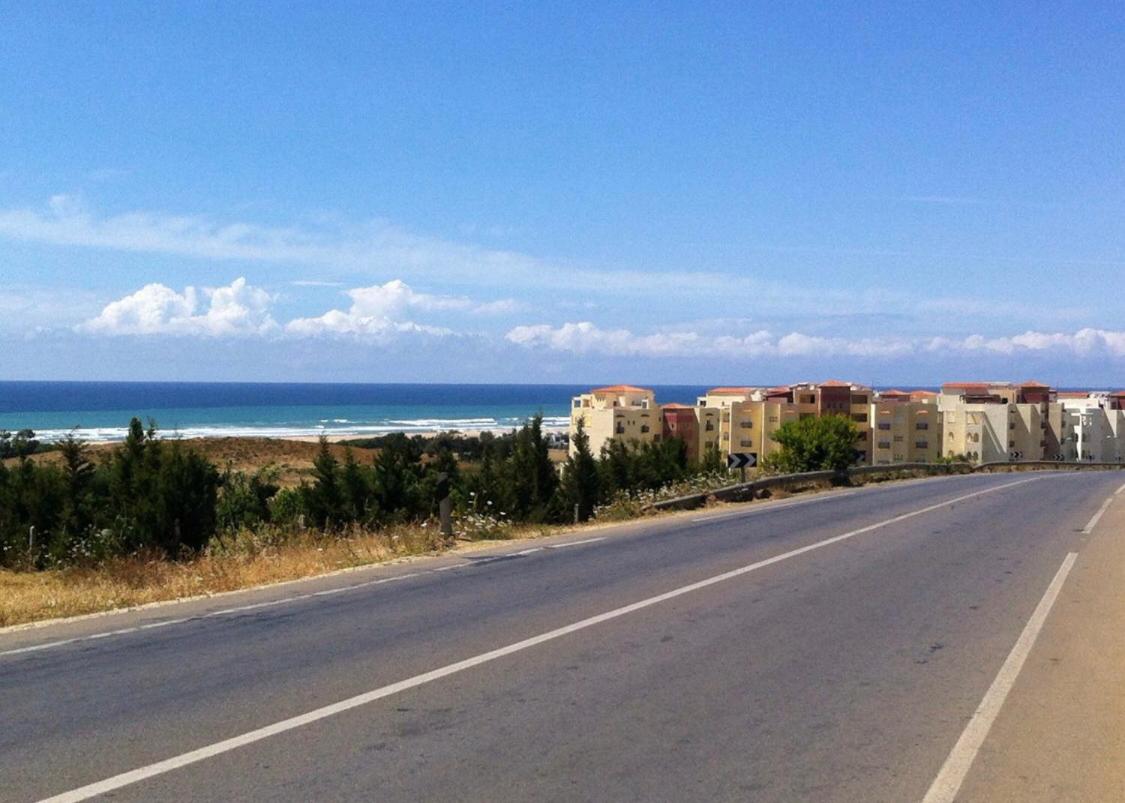 TANGER/ASILAH: APPART 50m2 FACE MER ET PISCINES, 5 PLACES, TOUT ÉQUIPÉ+WIFI+CLIM view 3
