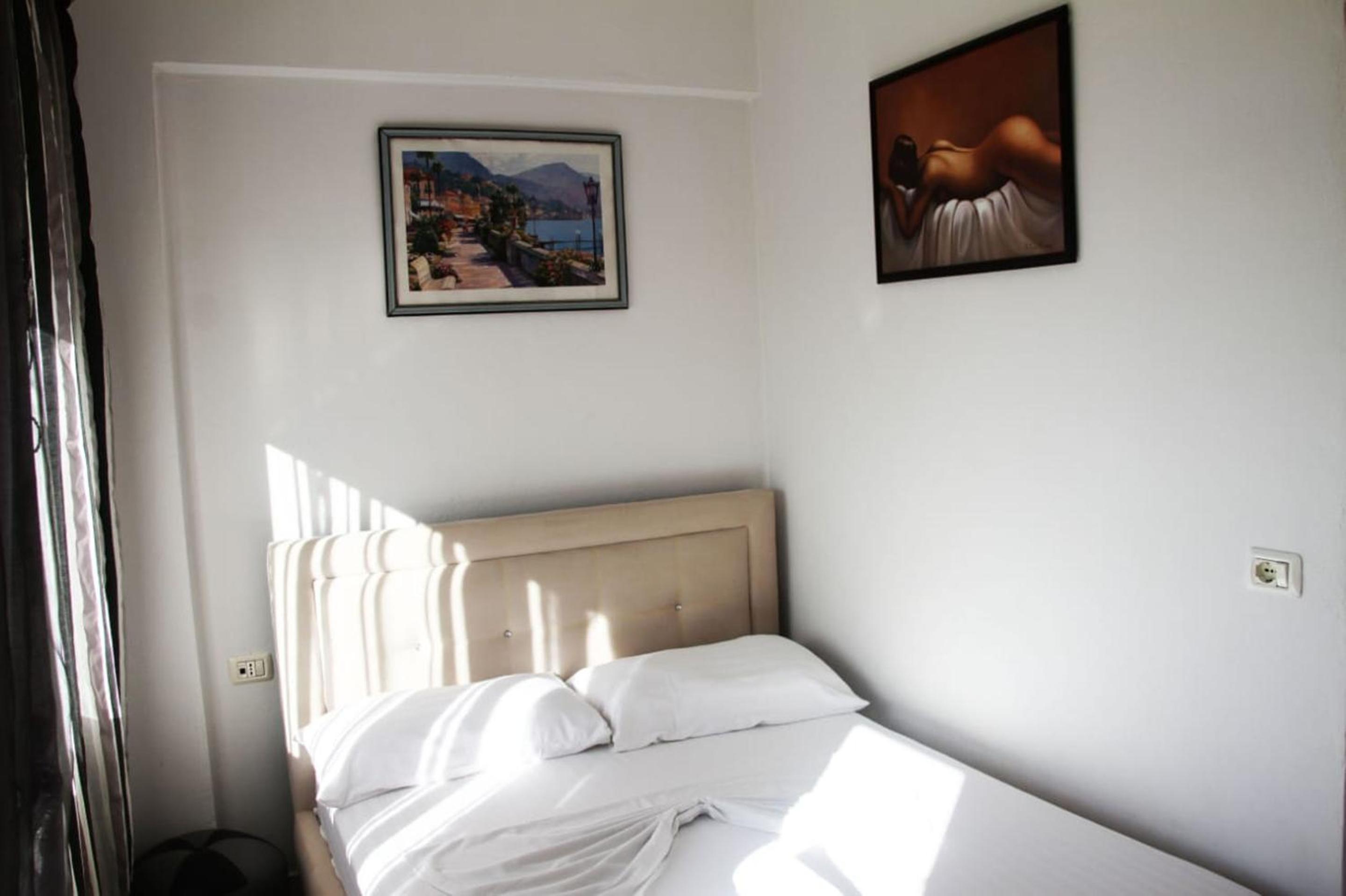 Eduart apartments