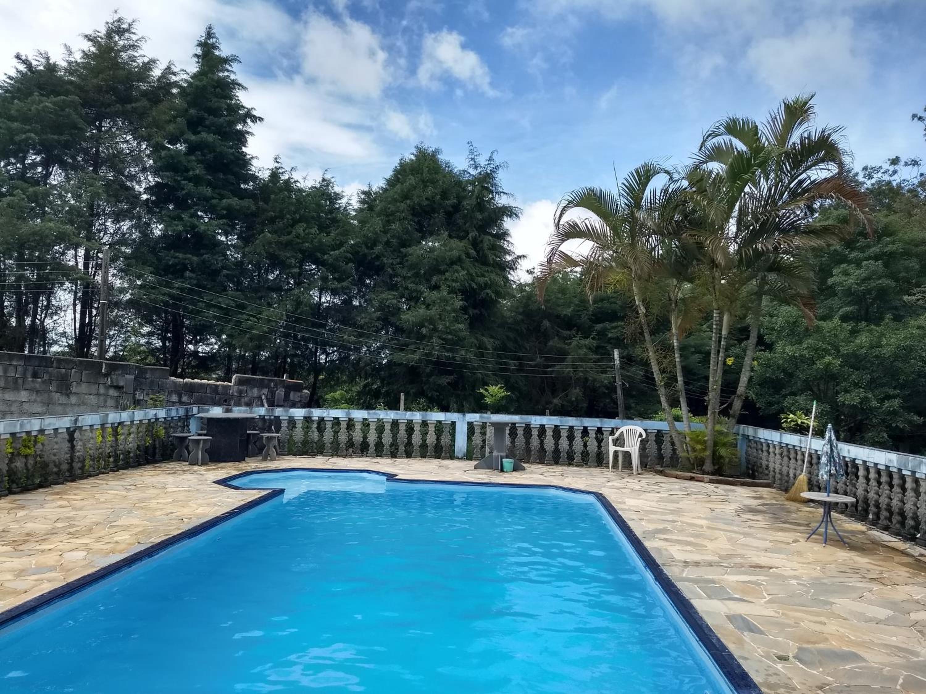 Hospedagem Chalé pousada Chácara Cantinho do Mozão
