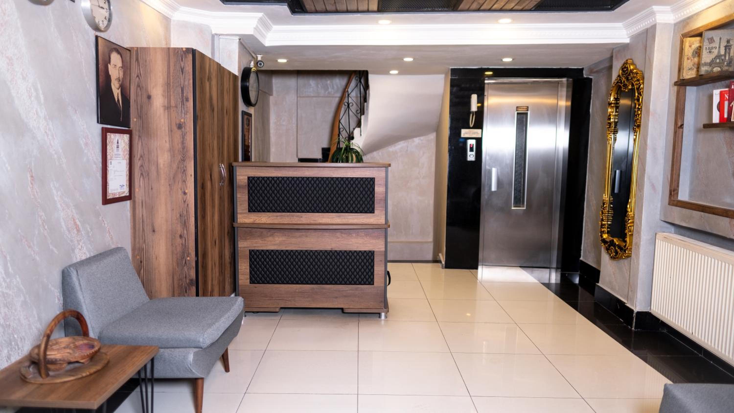 Insta Hotel Karakoy - Image 12