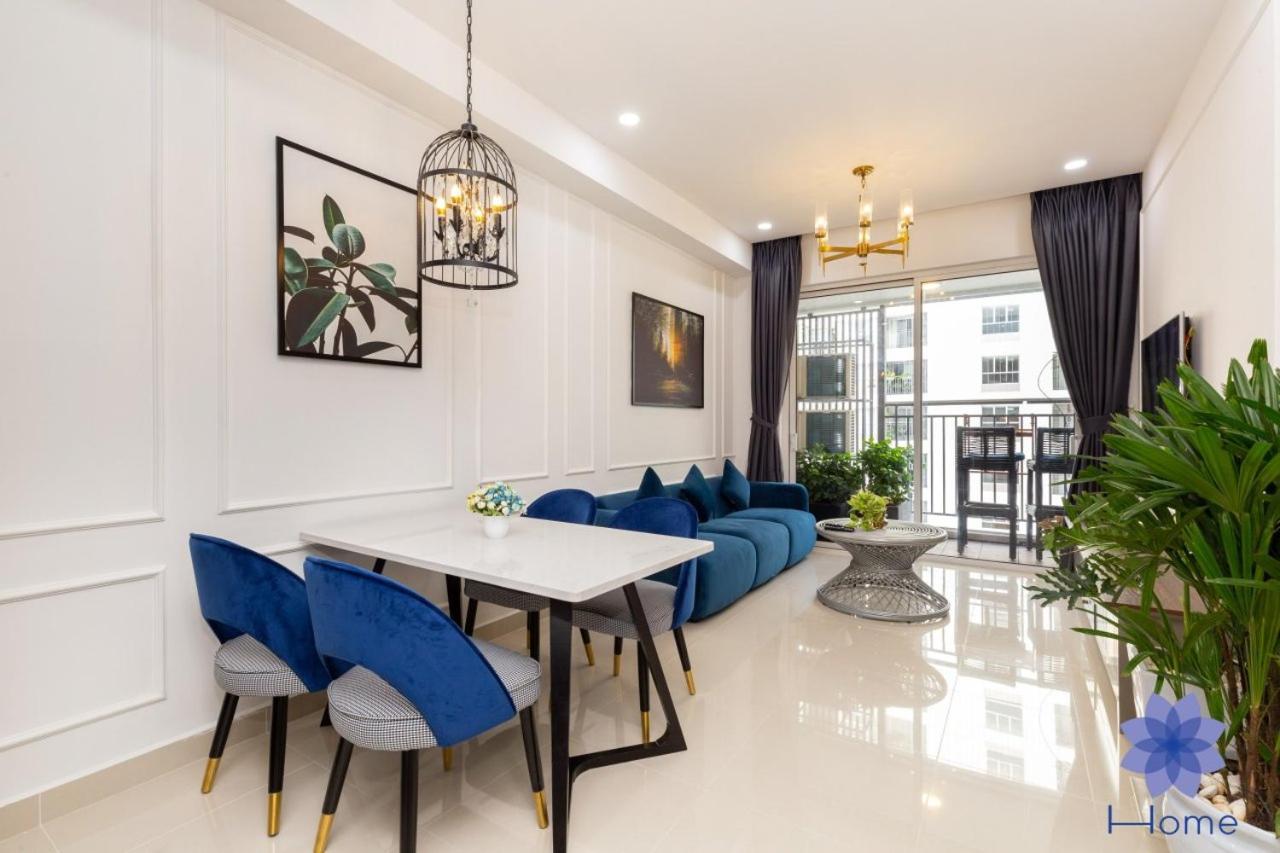 iHome Furnished Apartments with Free Gym & Pool, Airport Pick-Up Service