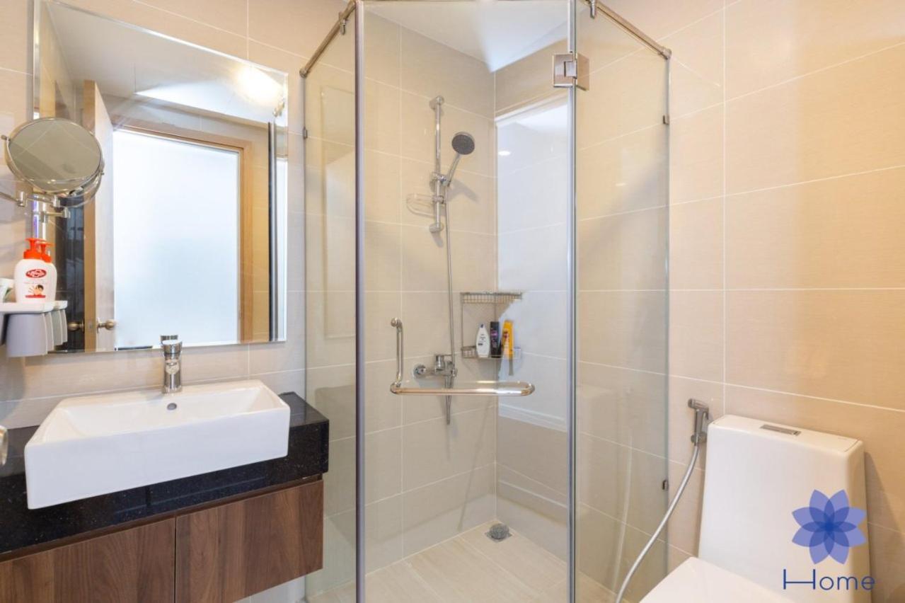 iHome Furnished Apartments with Free Gym & Pool, Airport Pick-Up Service
