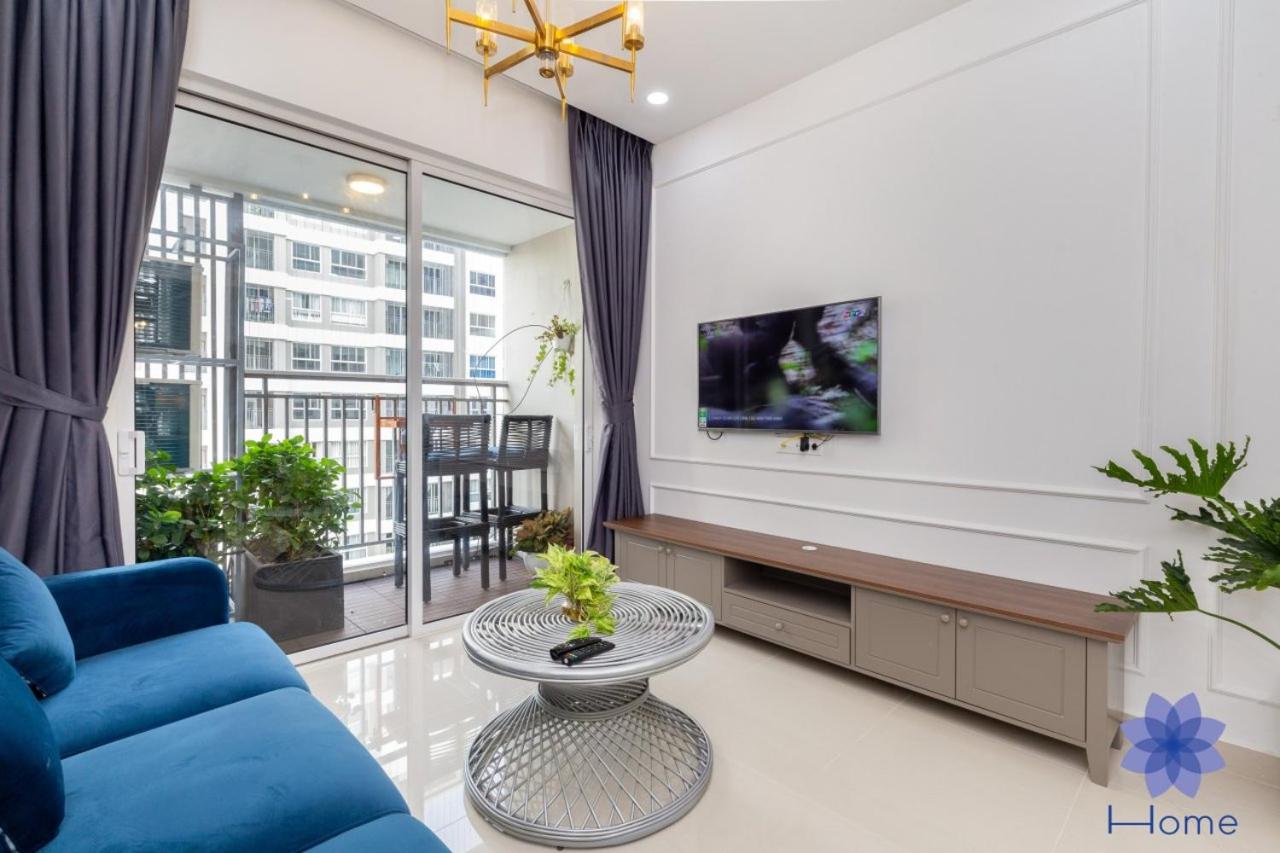 iHome Furnished Apartments with Free Gym & Pool, Airport Pick-Up Service