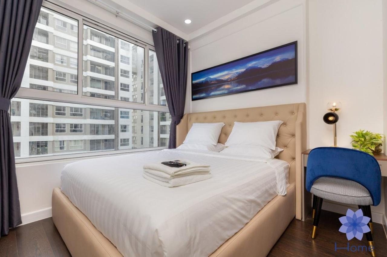iHome Furnished Apartments with Free Gym & Pool, Airport Pick-Up Service