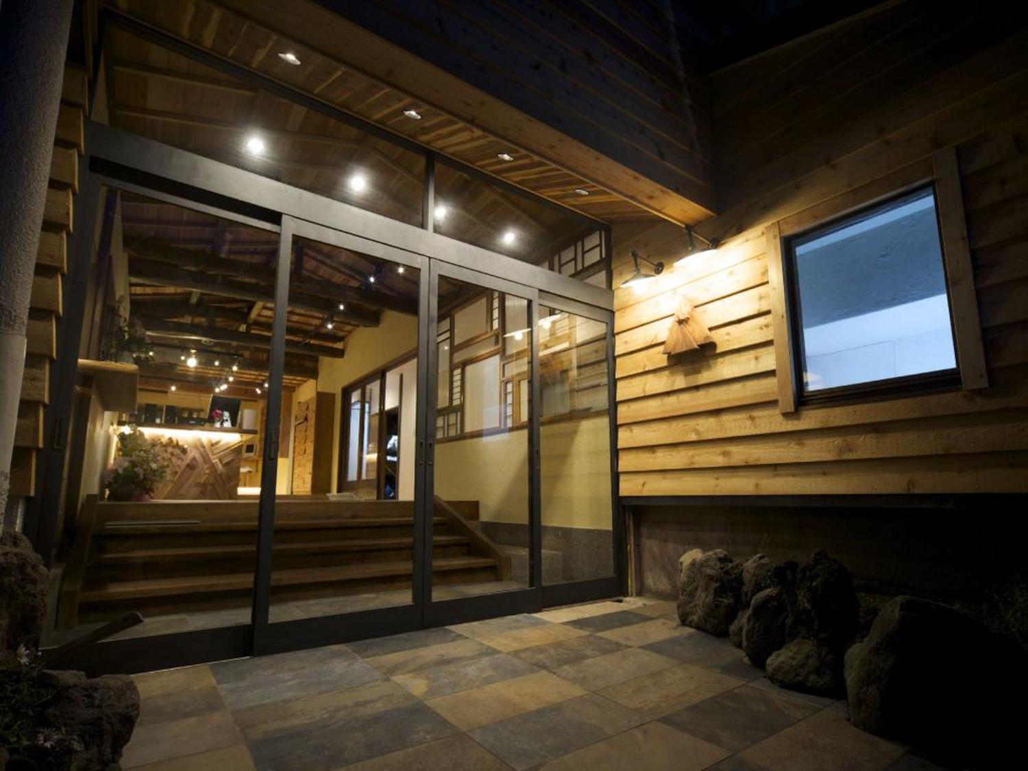 Hotel Onsen Guesthouse HAKONE TENT - Image 1