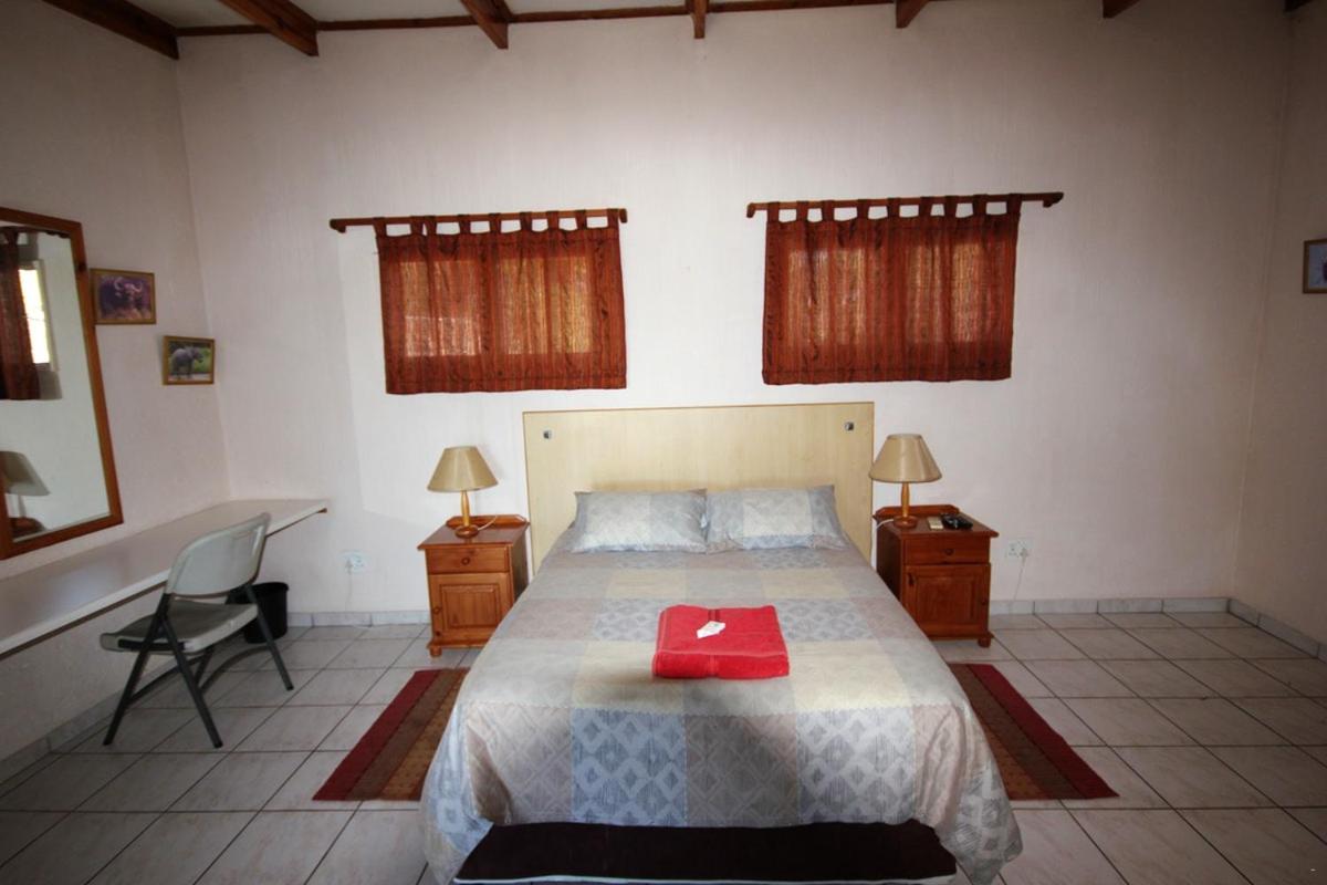 Ingwe Guesthouse view 4