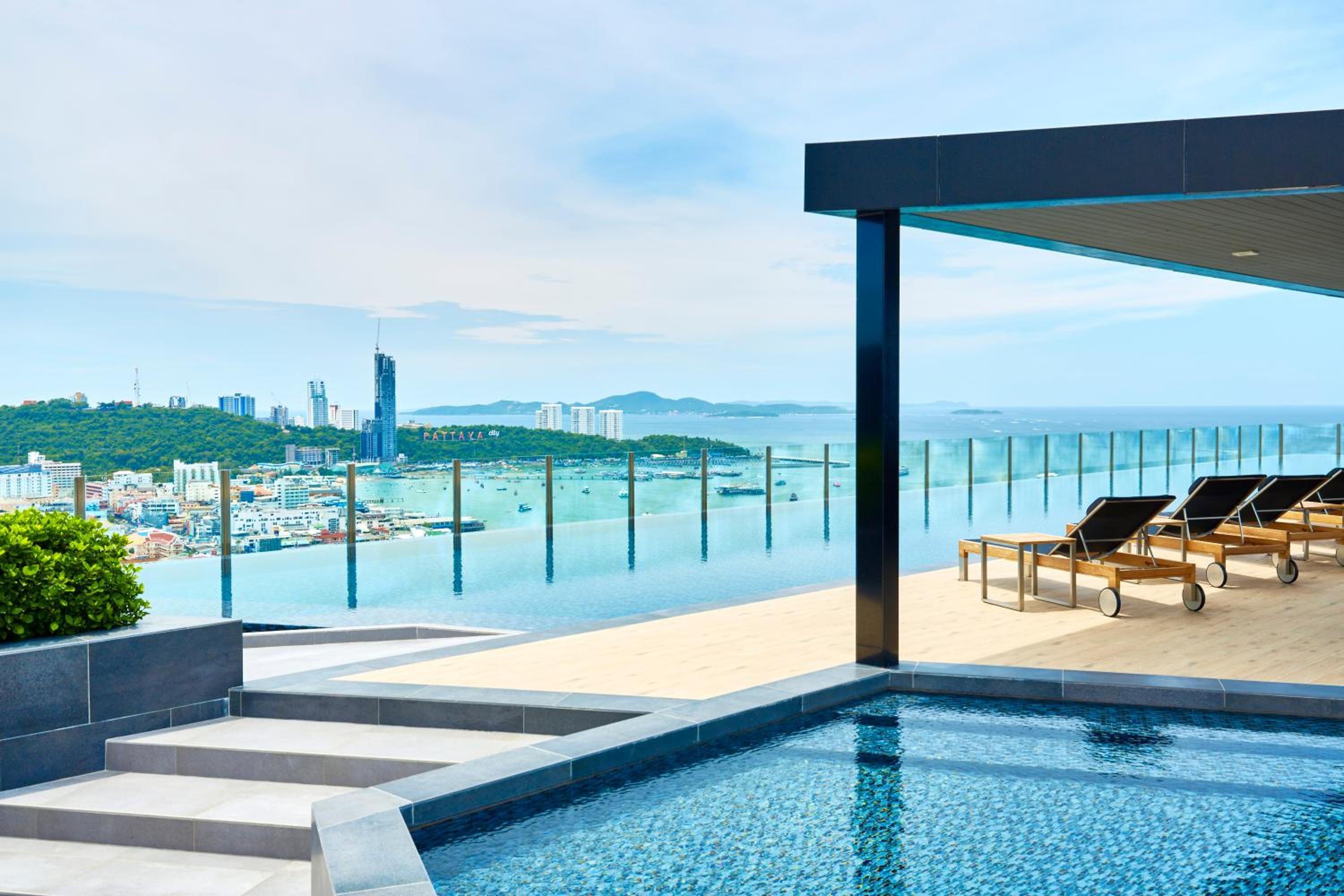 The Base Condo by Tech view 5