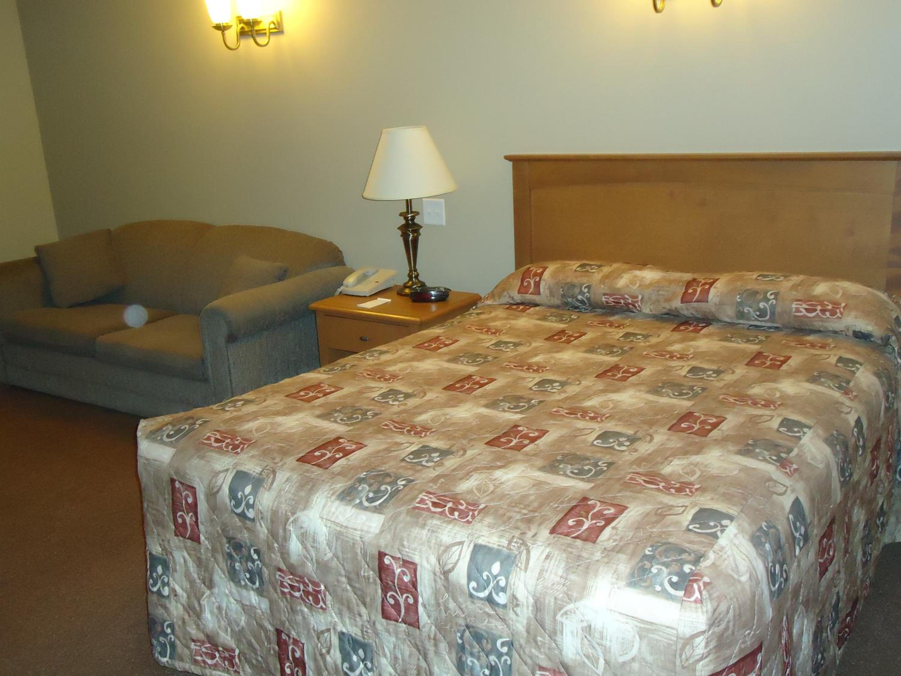 Auberge Bouctouche Inn & Suites