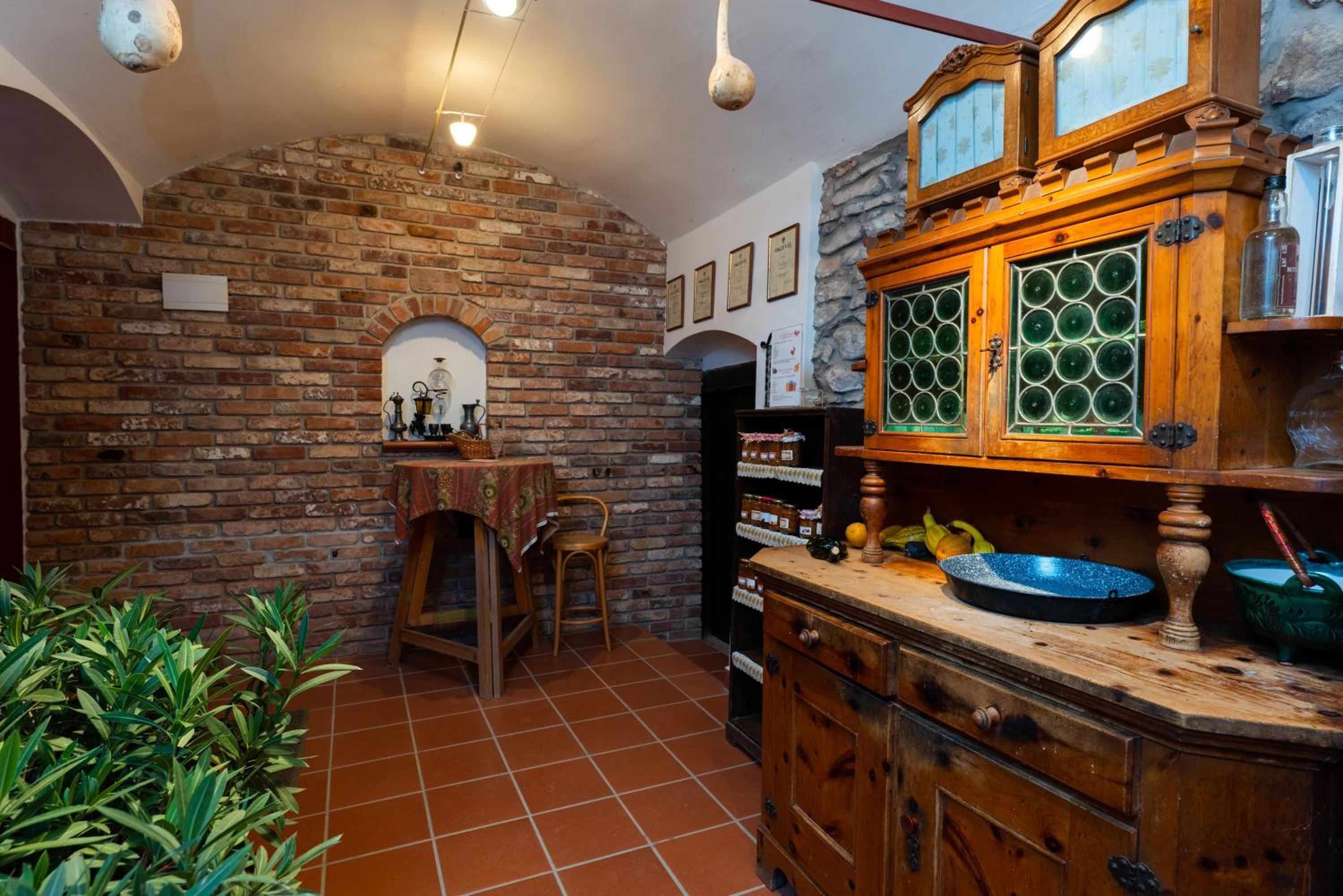 Photo 48