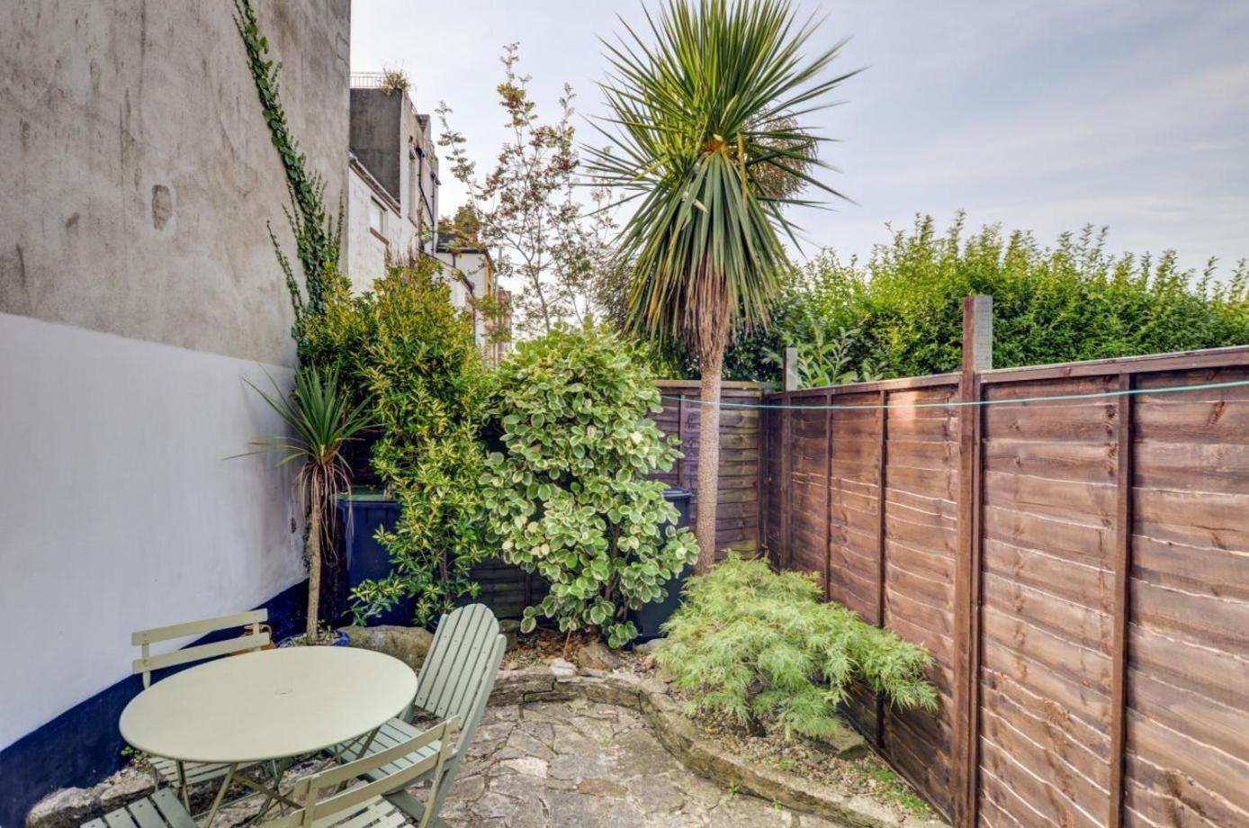 Cosy Little Hyde Cottage, Swanage view 5