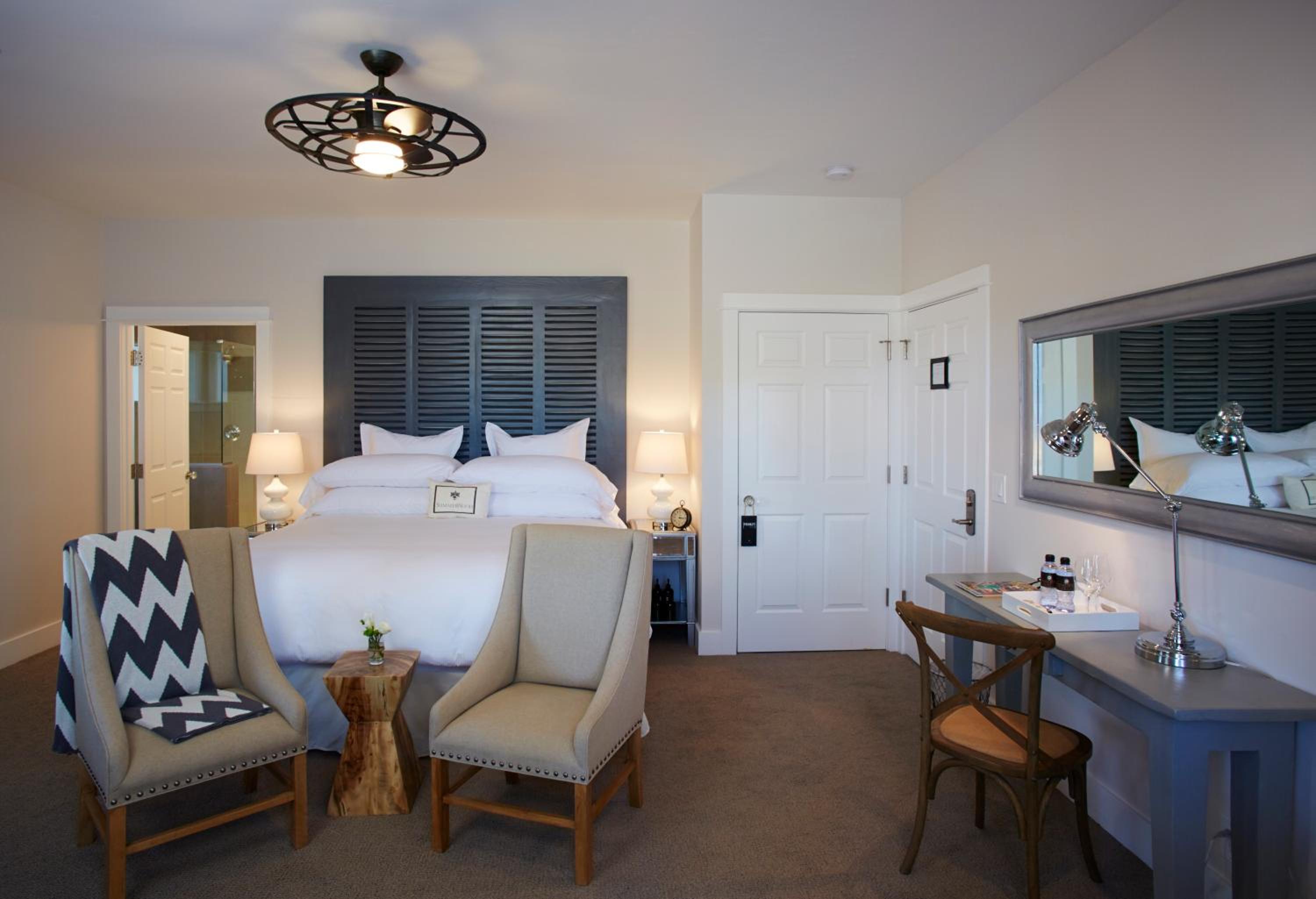 SummerWood Inn