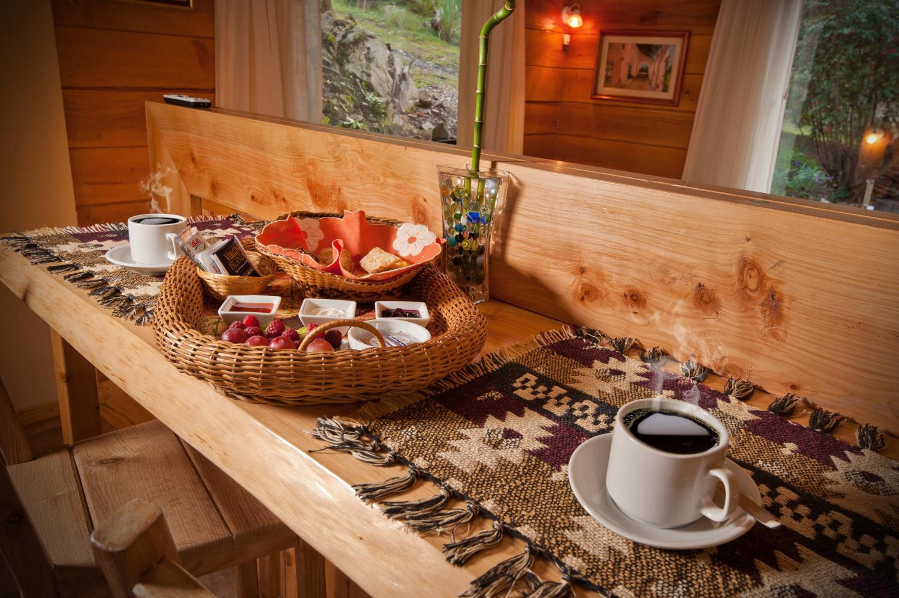 Akapana Suites