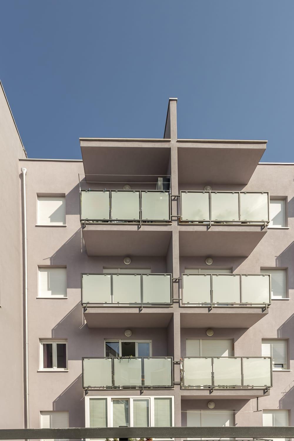 COOL APARTMAN view 5