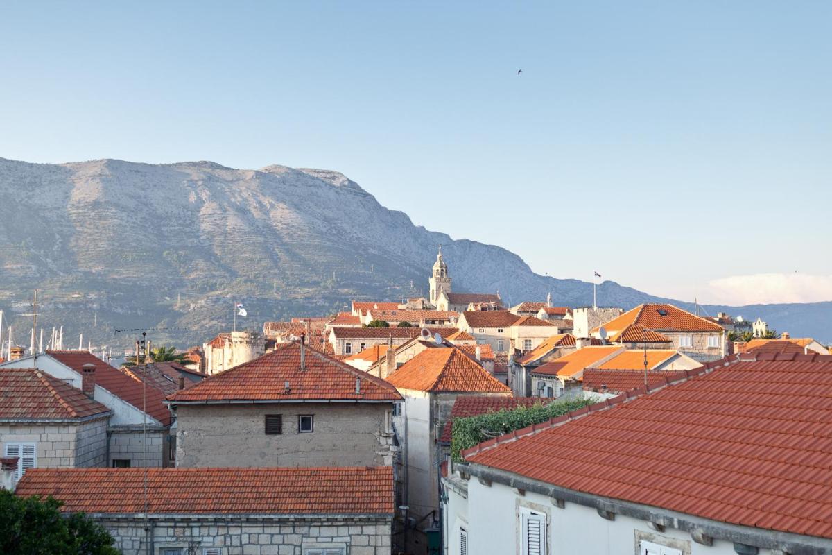 Hotel Apartment Zara - Image 1