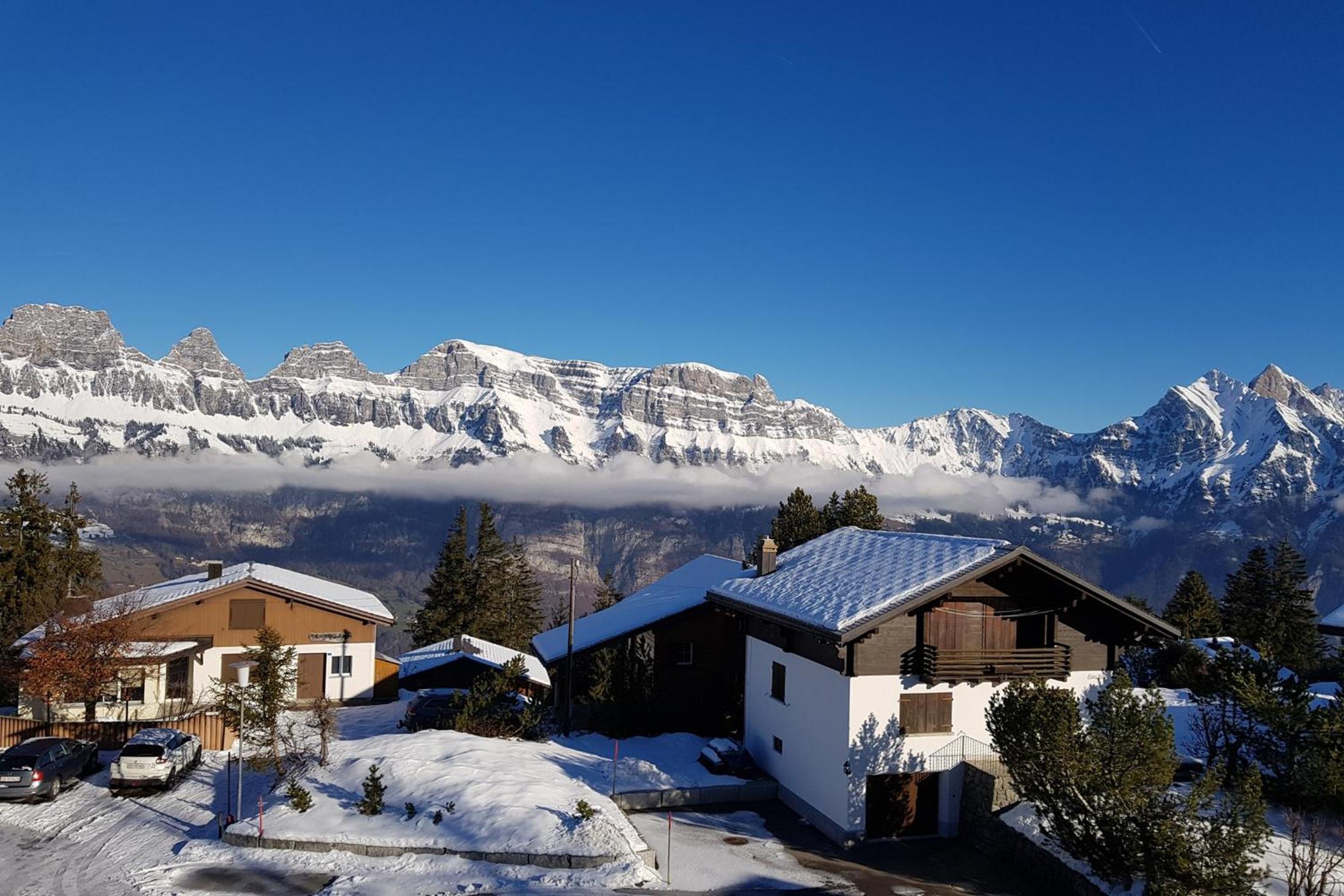 Ferienwohnung Resort Walensee 98 - Seehöckli view 2