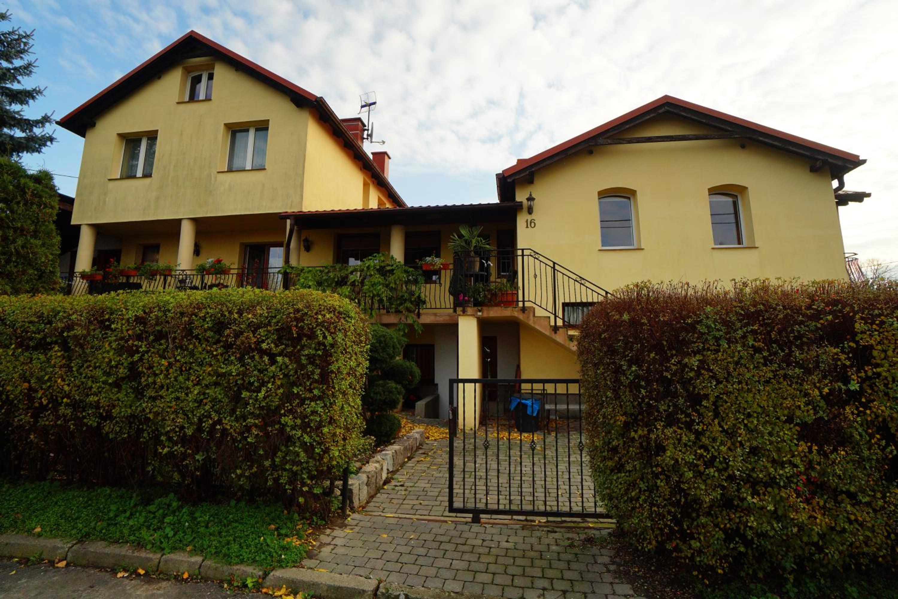 Pokoje i Apartamenty Pod Akacjami view 4