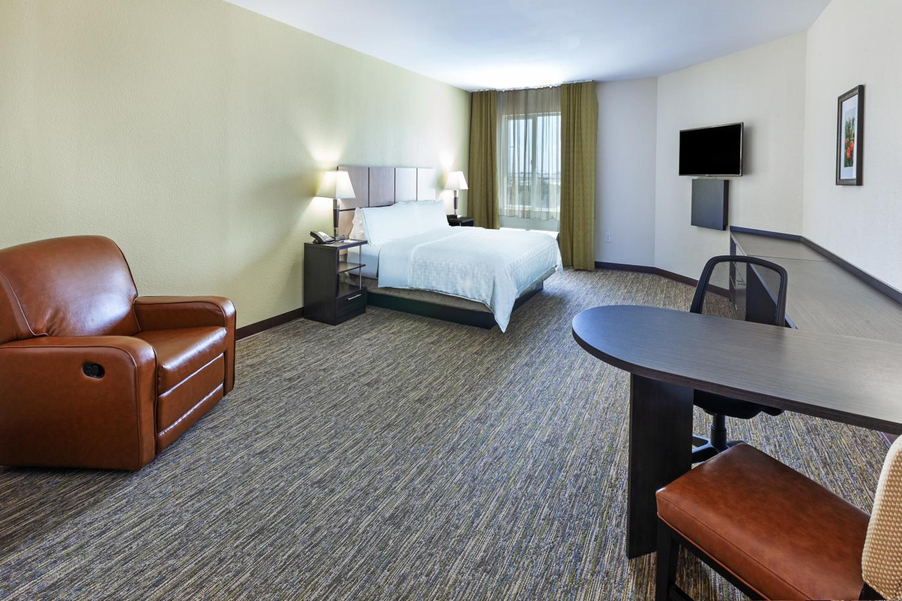 Candlewood Suites Houston - Spring by IHG