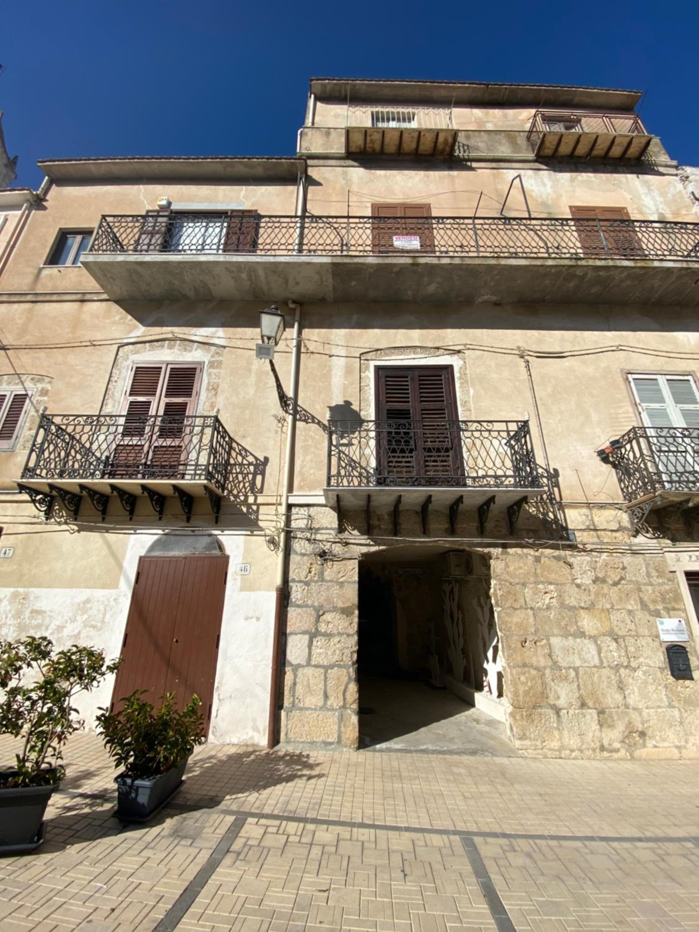 Cortile Umberto view 3