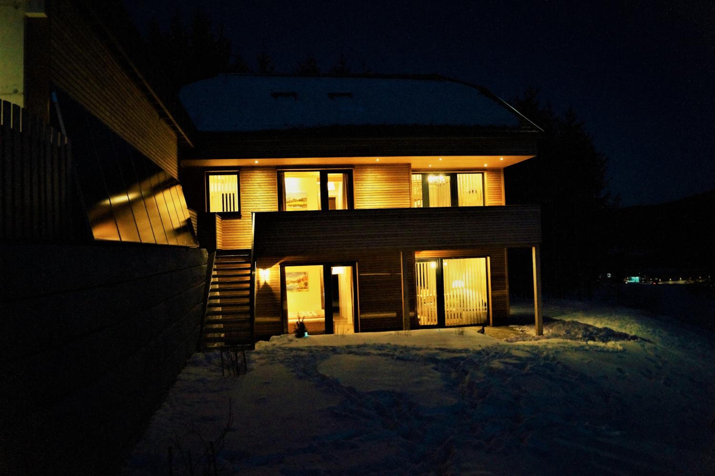 Photo 8