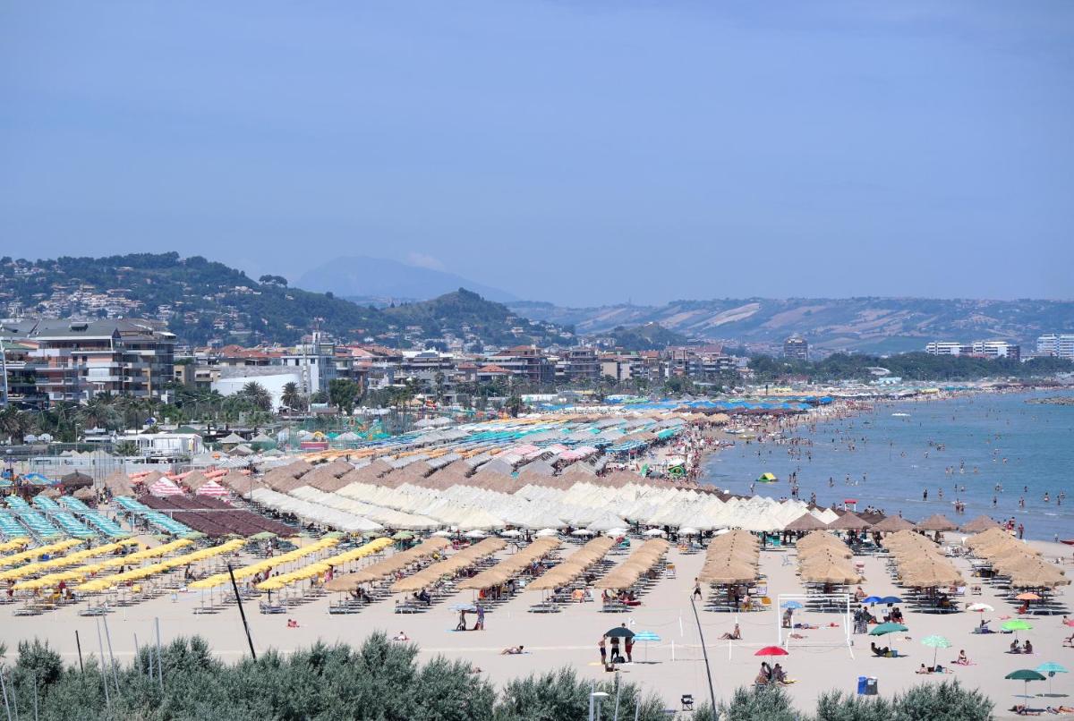 SUITE113 photo 5