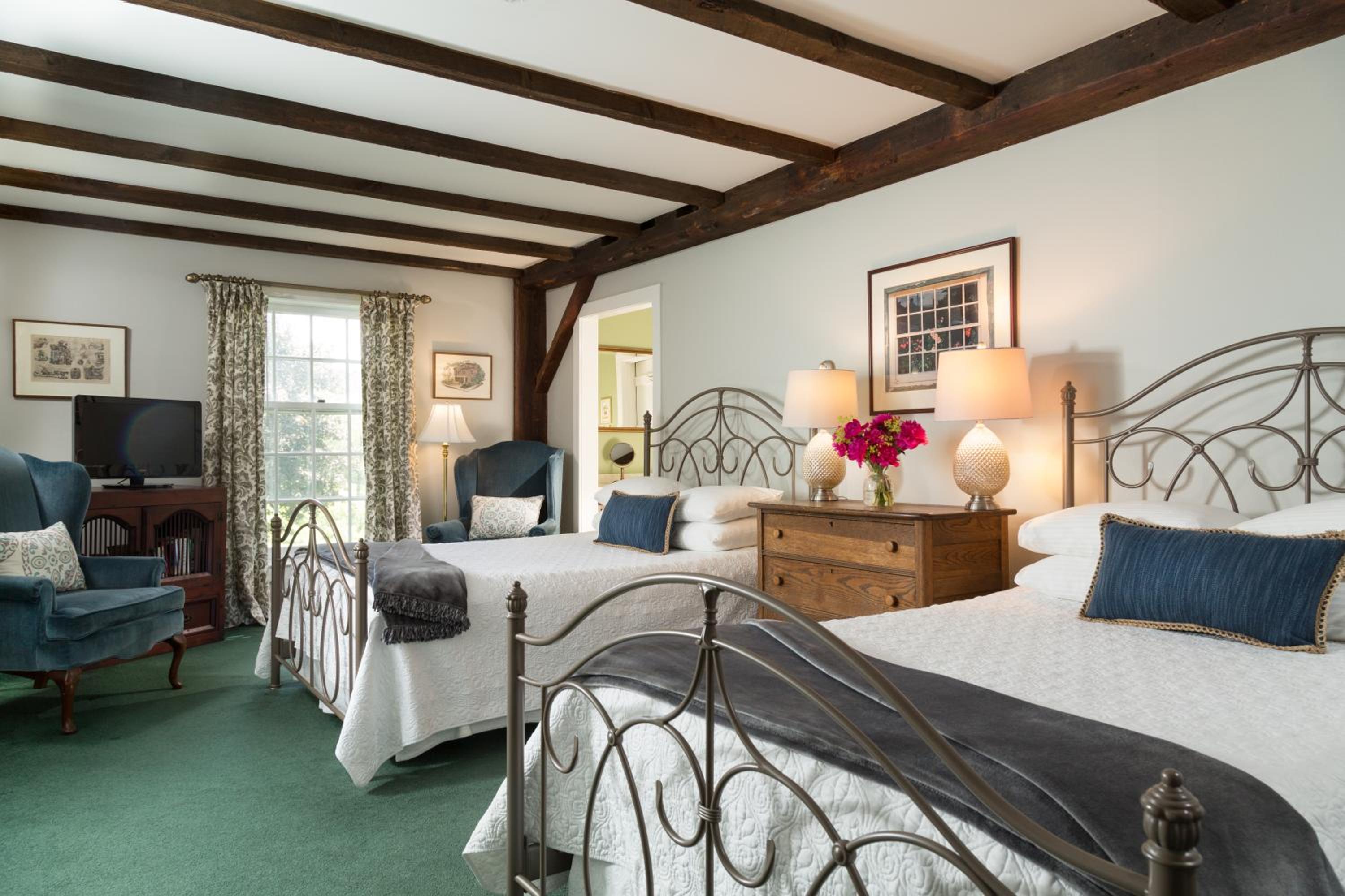 Chesterfield Inn - Property Image 7