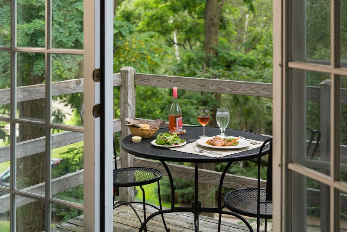 Chesterfield Inn - Property Image 9