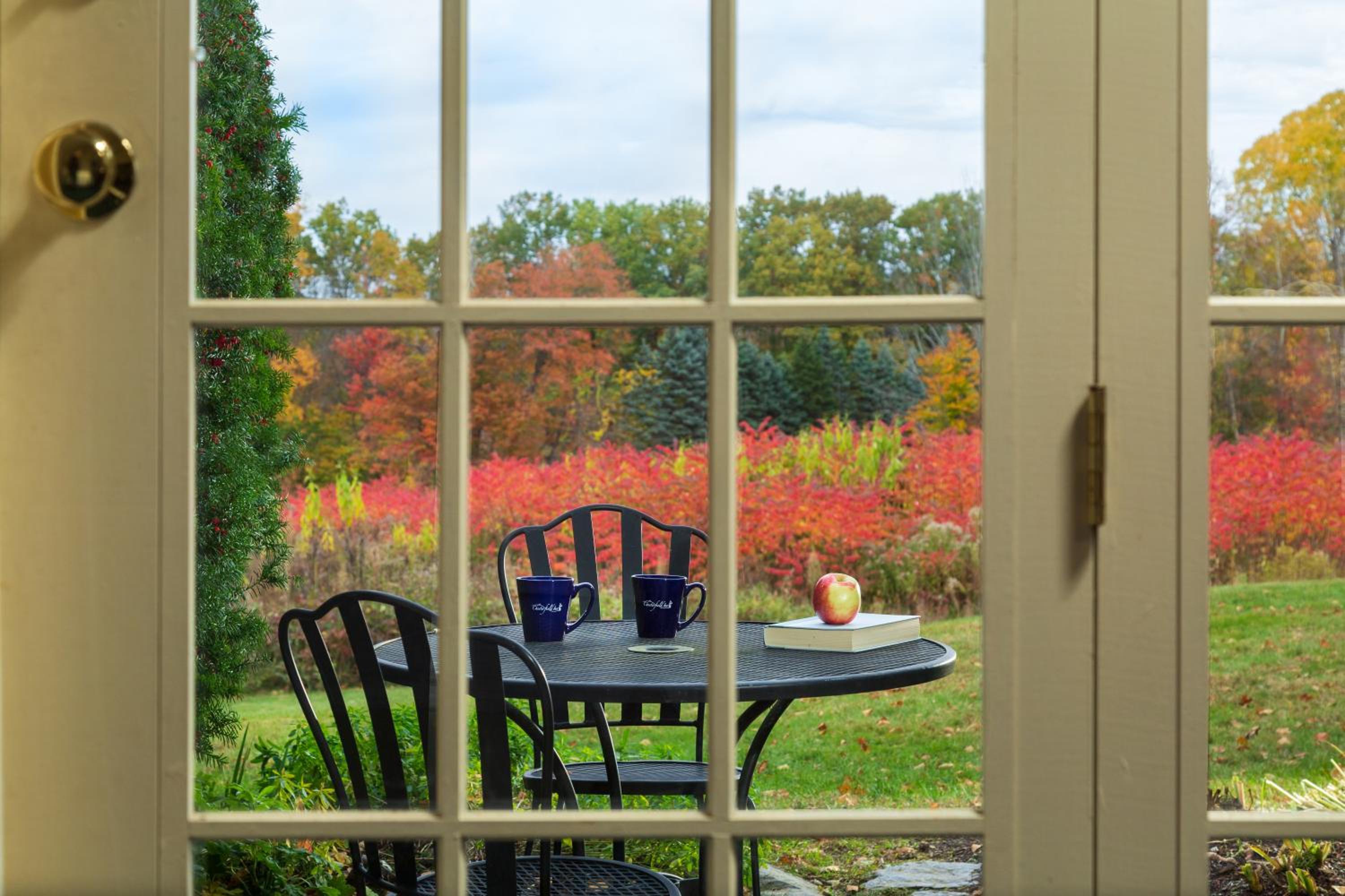 Brattleboro Vacations - Chesterfield Inn - Property Image 4