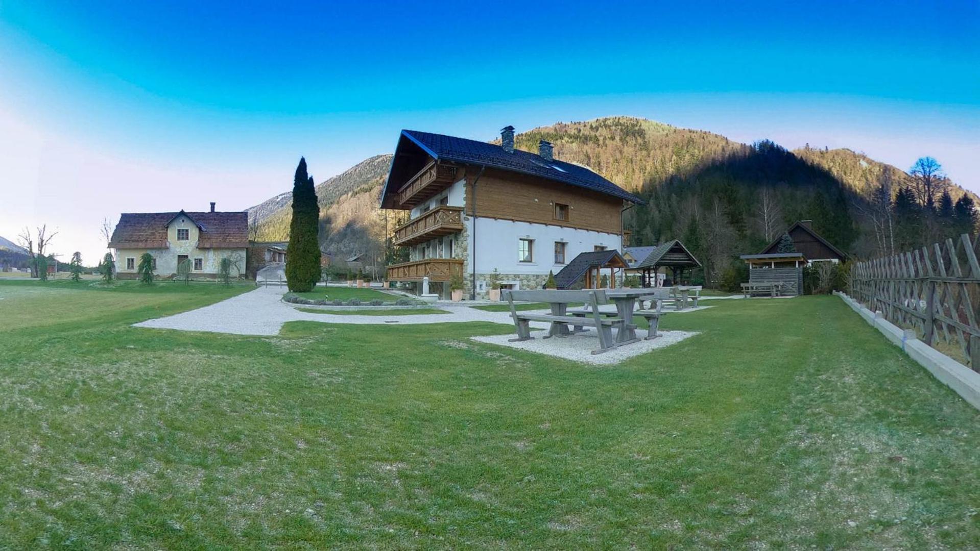 Apartments in Villa Flora