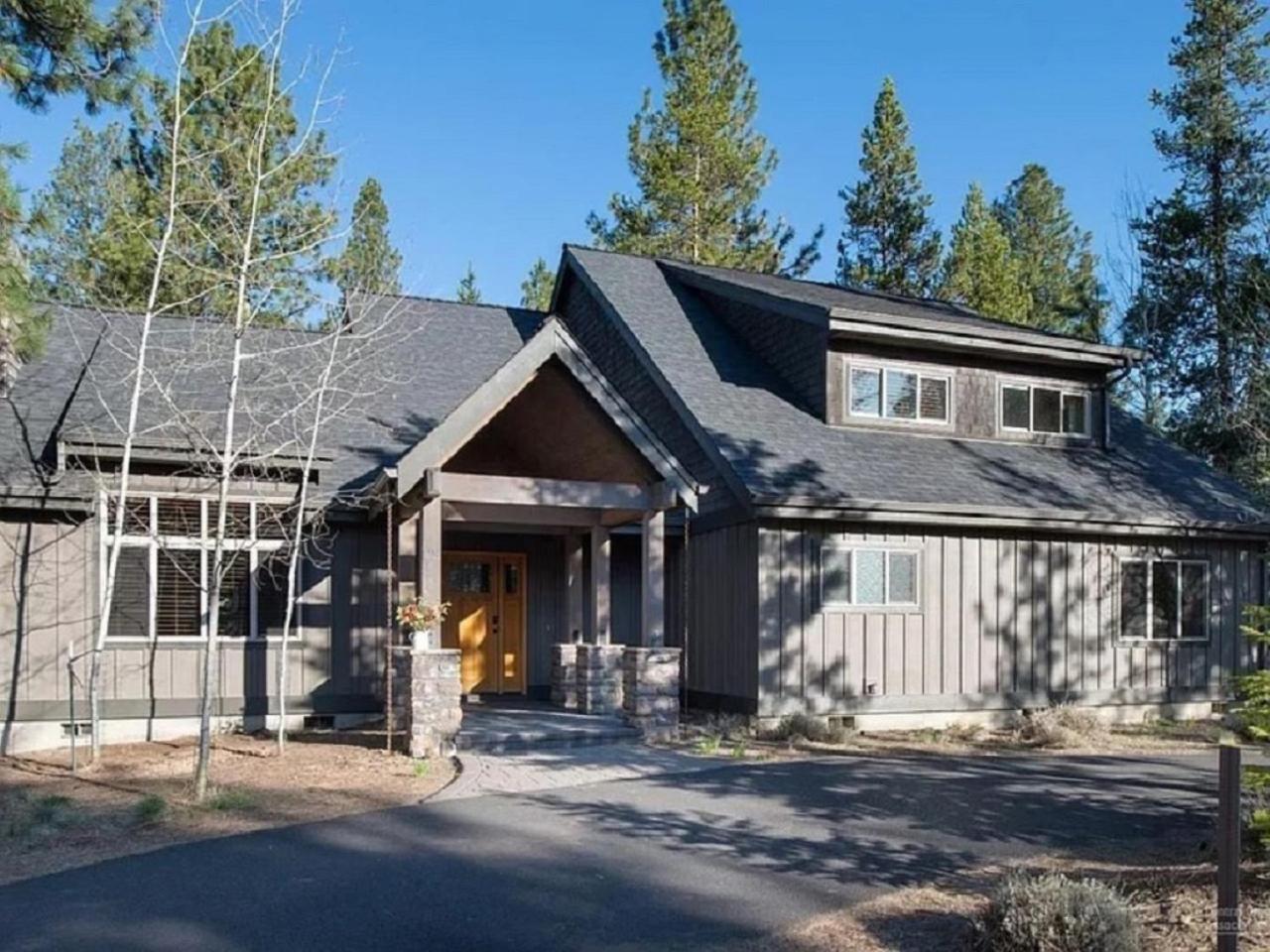 Big Pines Lodge view 3