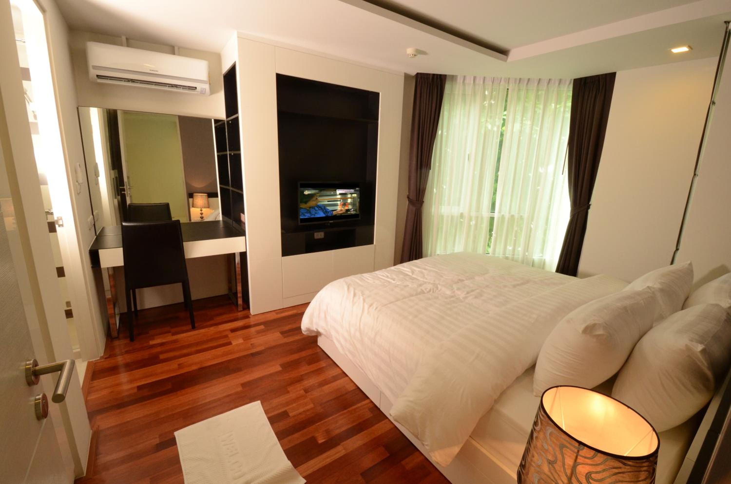 Beverly 33 by Aspira
