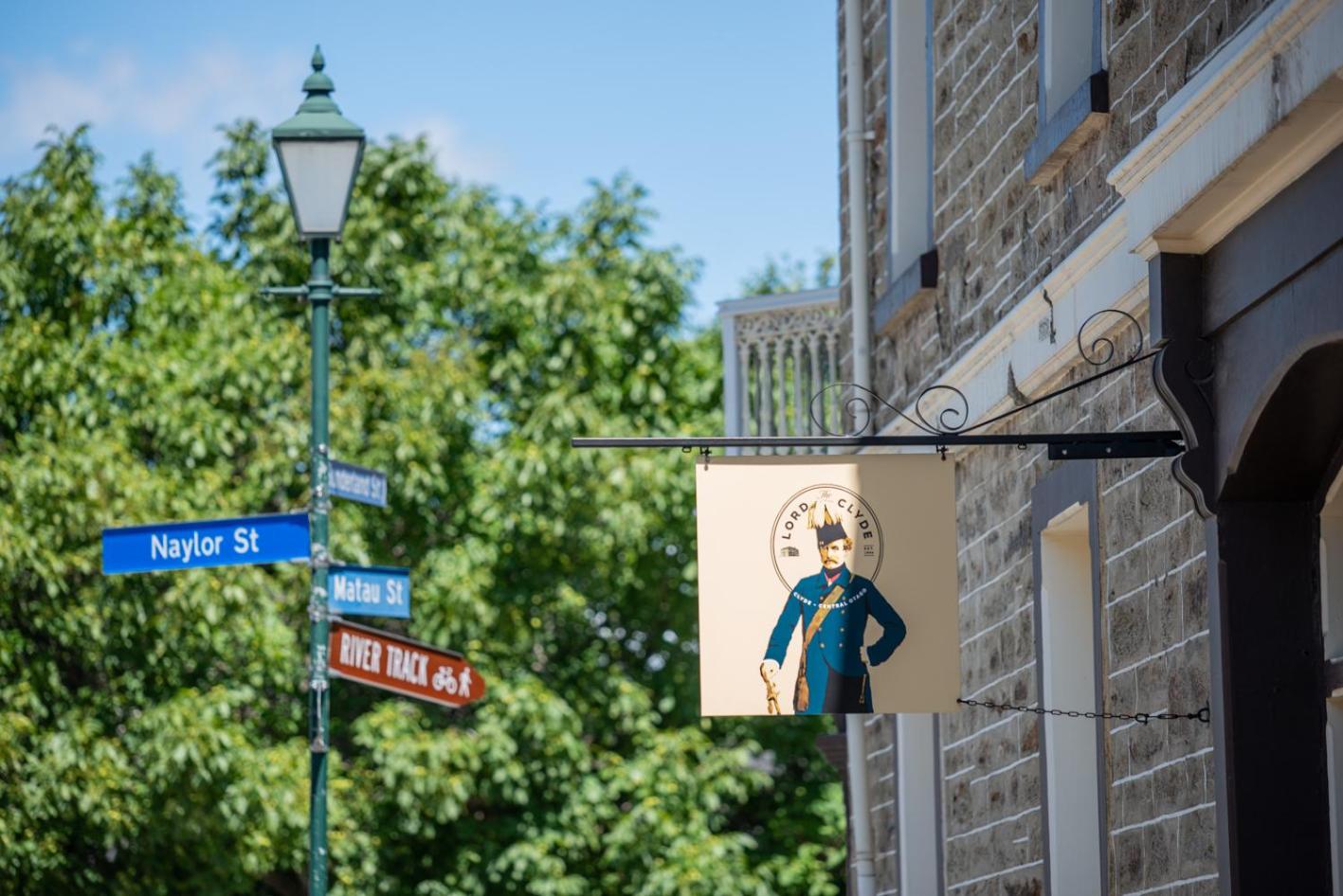 Hotel The Lord Clyde - Image 1