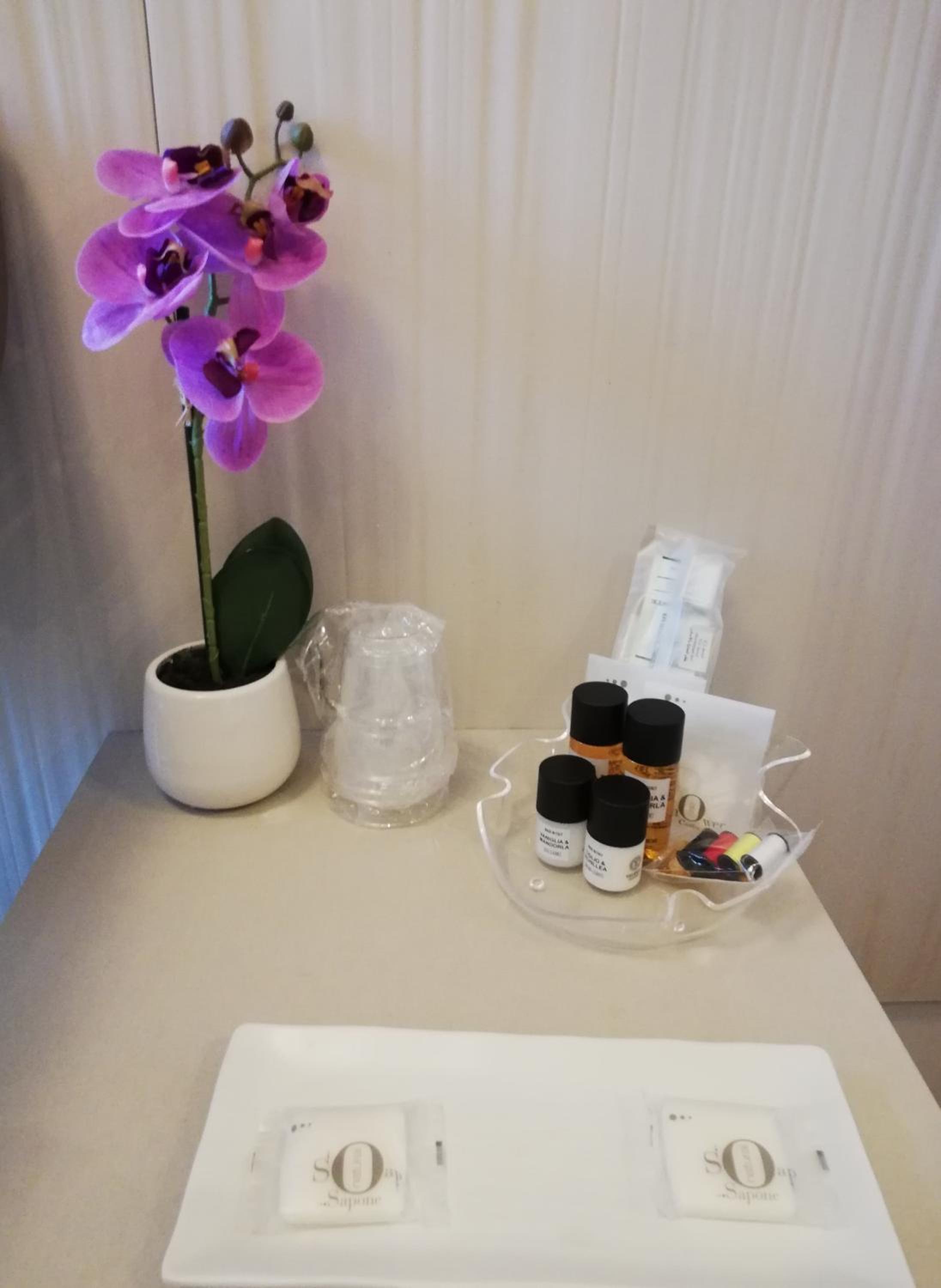 Ciclope Resort en Acitrezza — bathroom