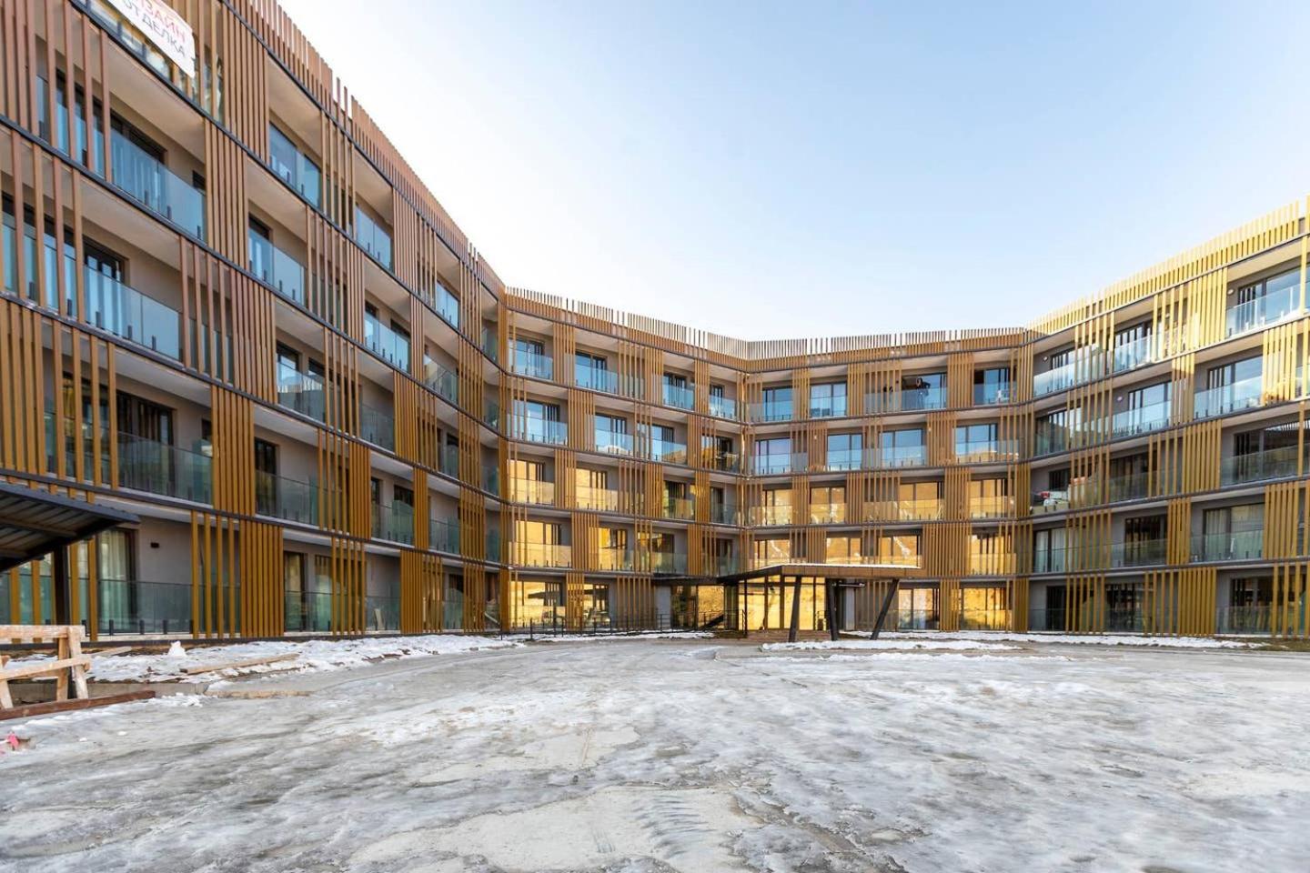 Wehost Apartment with Balcony