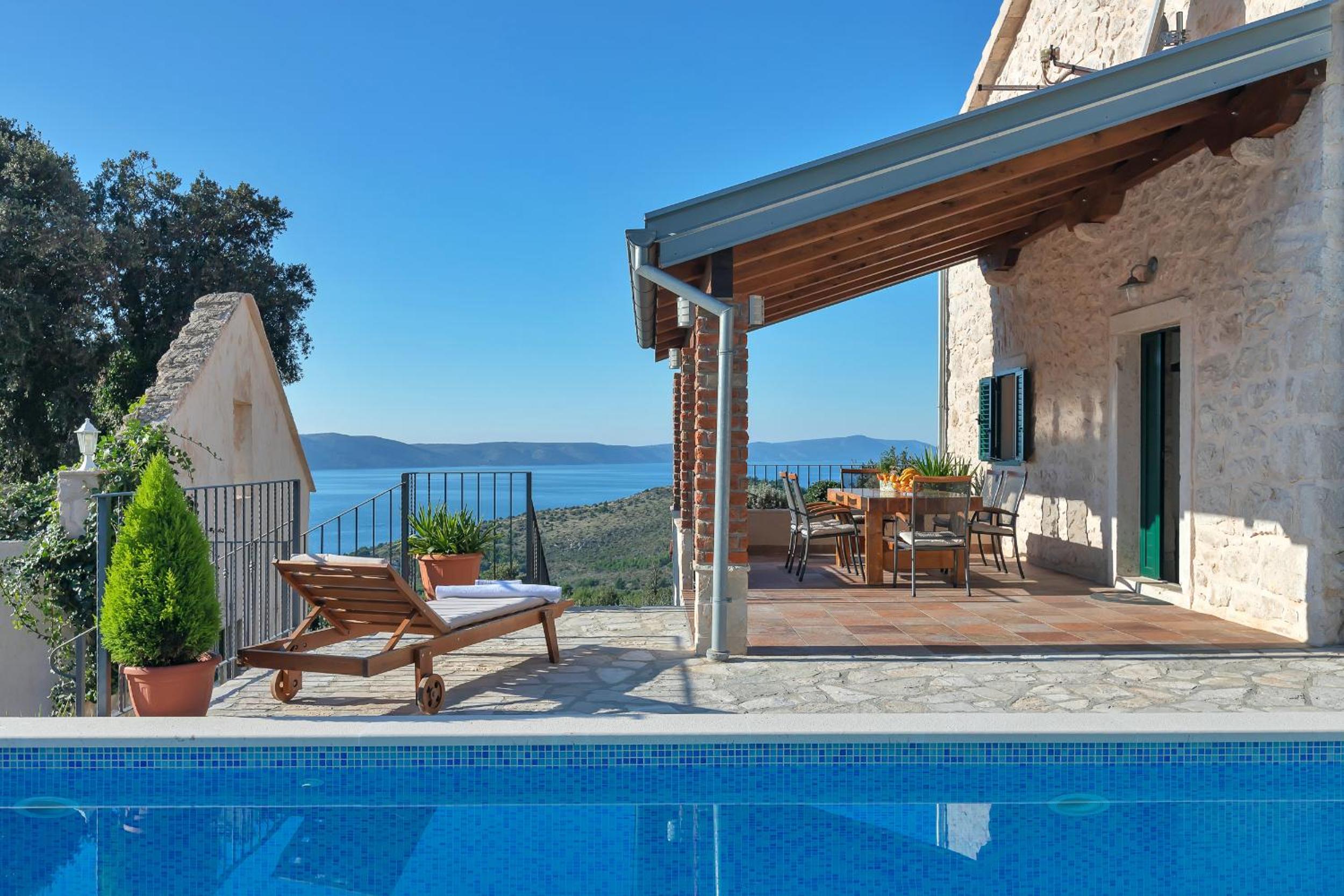 Holiday home Mia