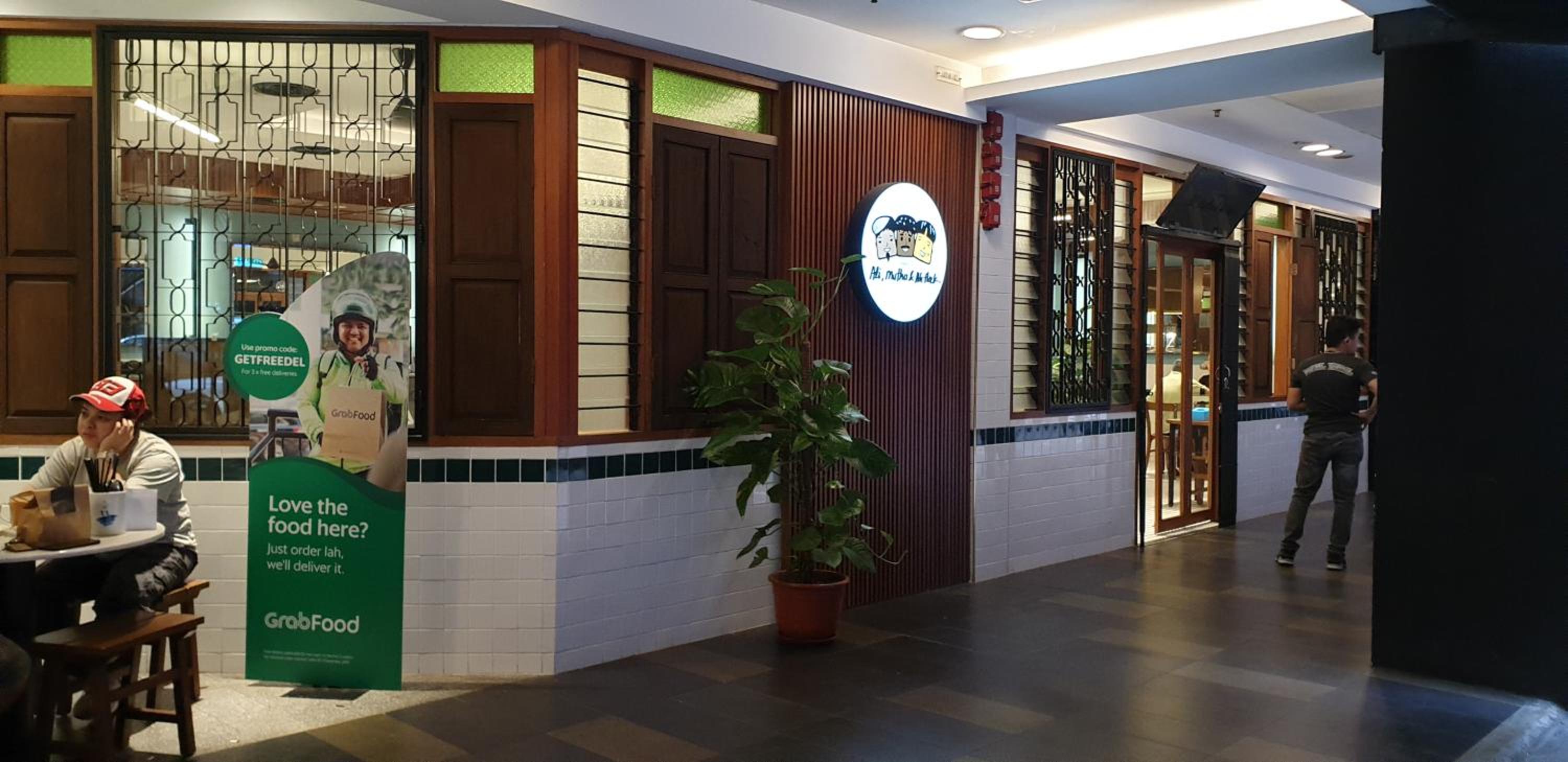 1room Publika