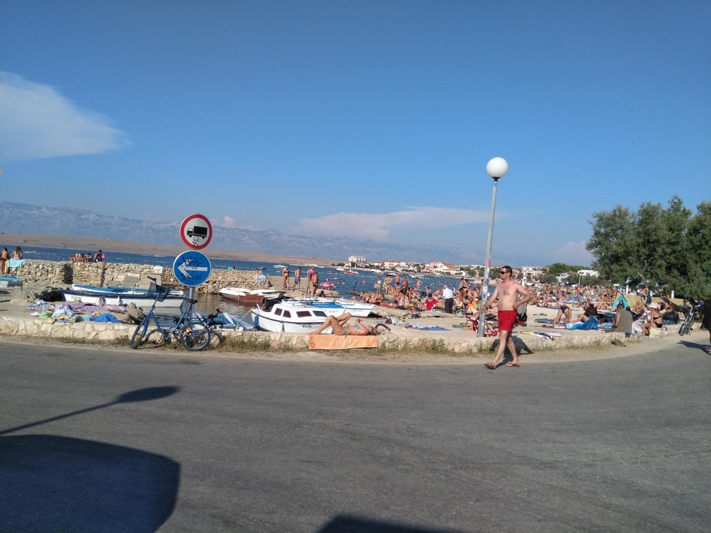 Photo 44