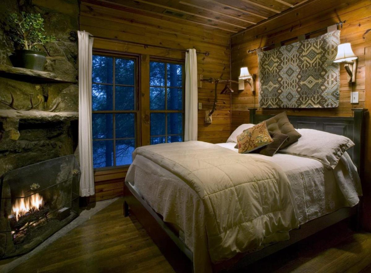 Lake Rabun Hotel